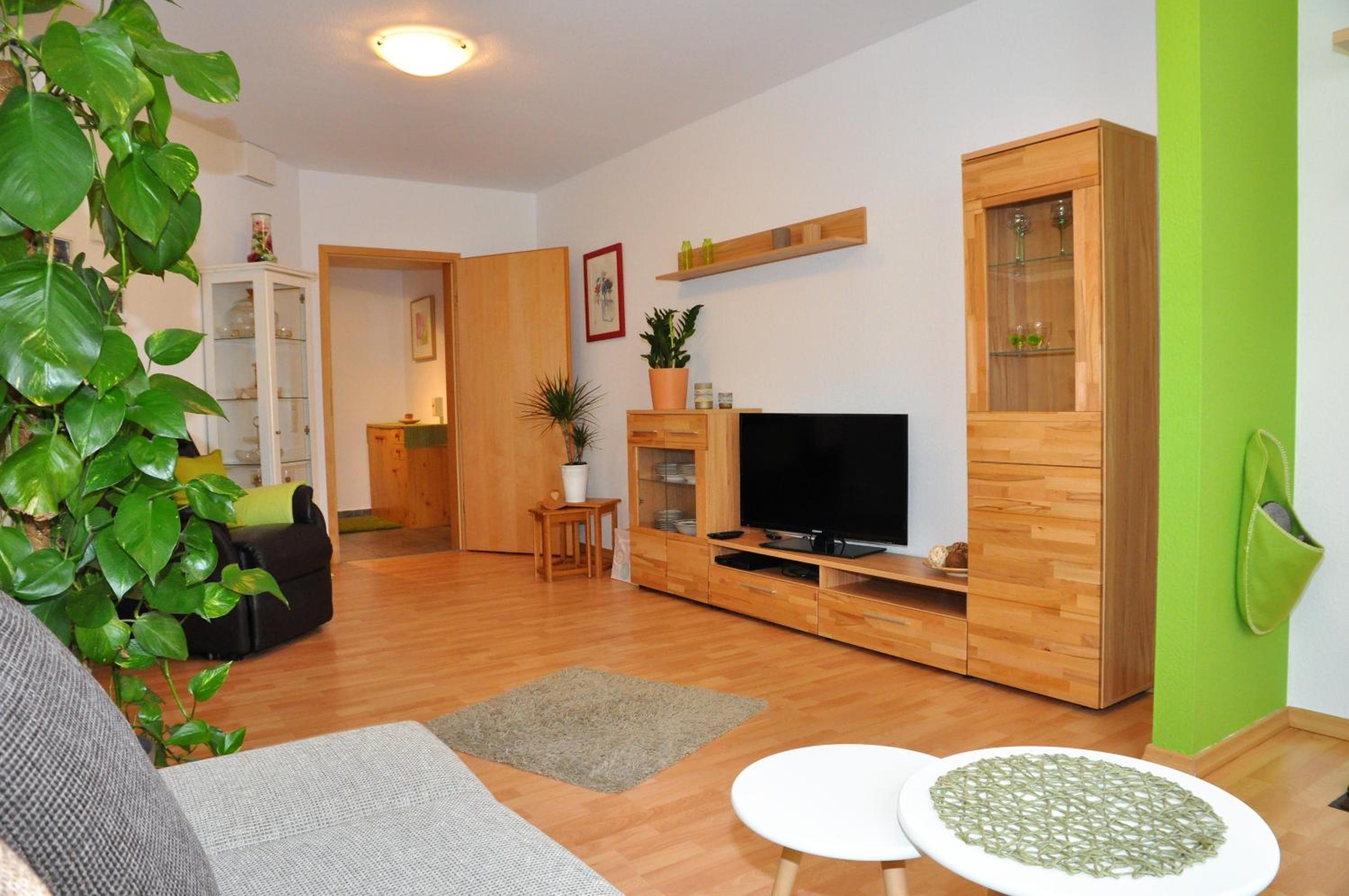 One-Bedroom Apartment - Photo 1