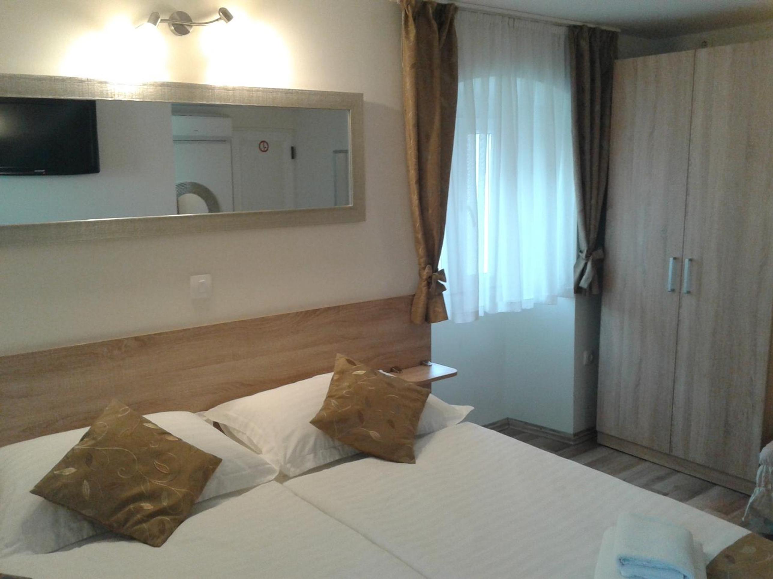 Double Room with Sea View photo 3