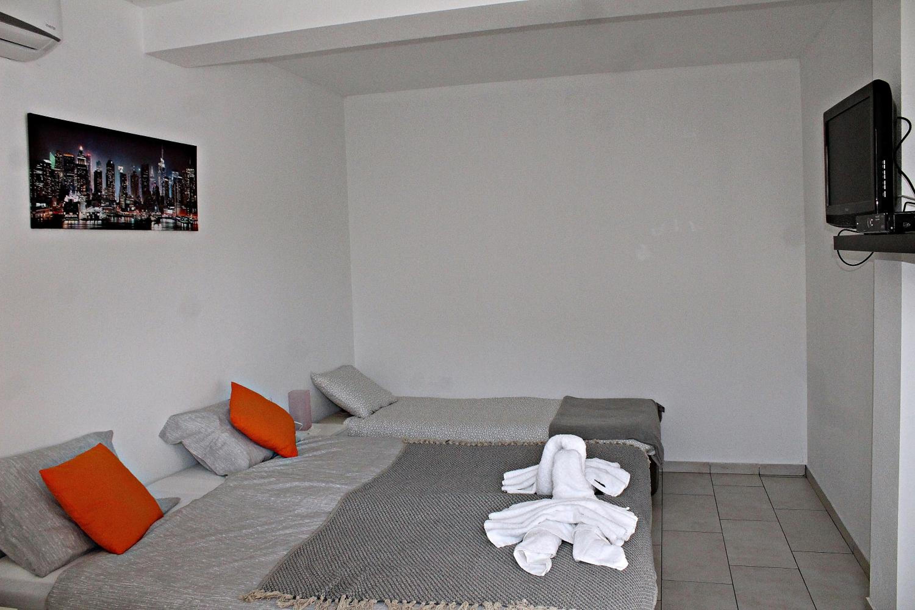 Deluxe Double Room - Photo 1