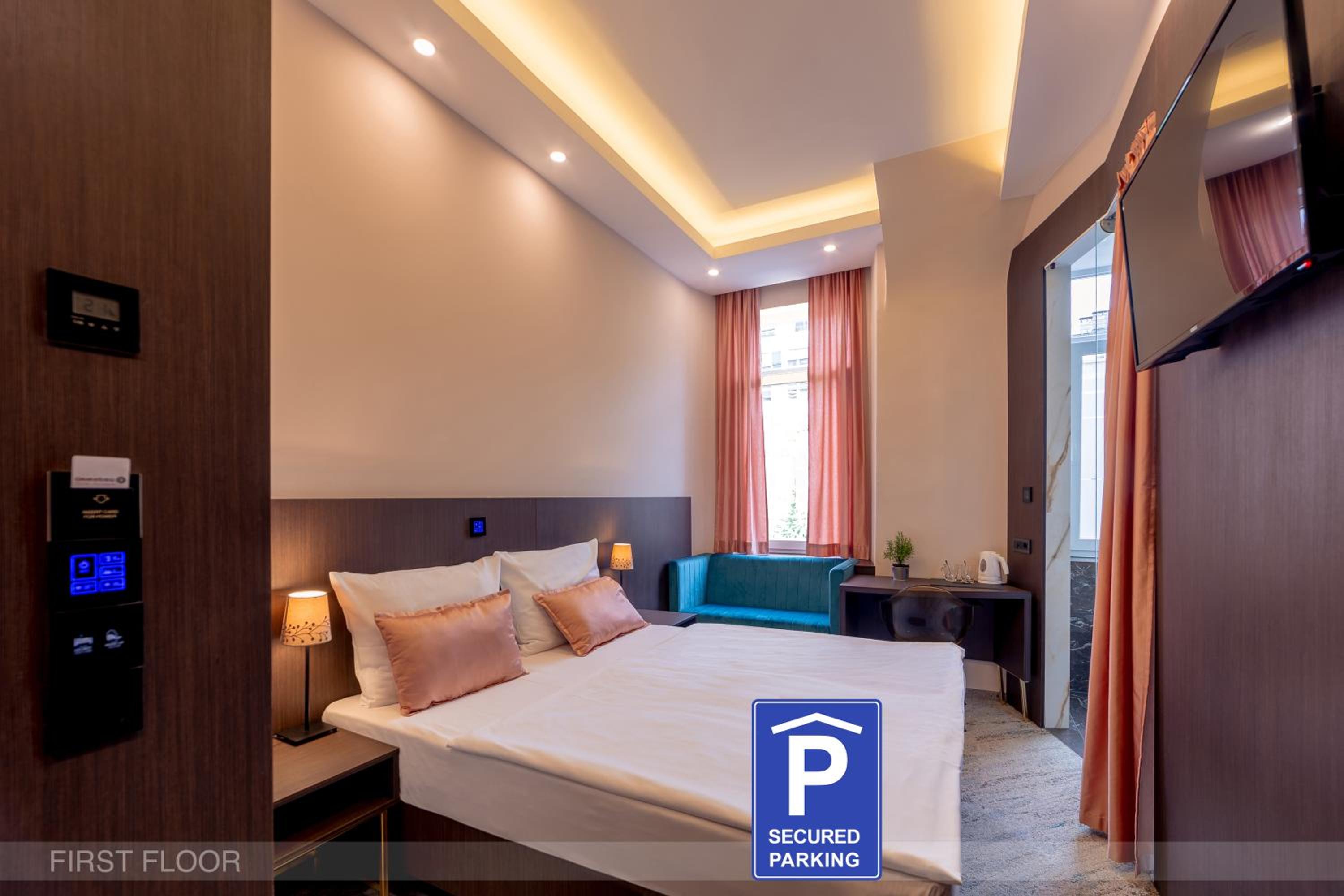 Single Room photo 1