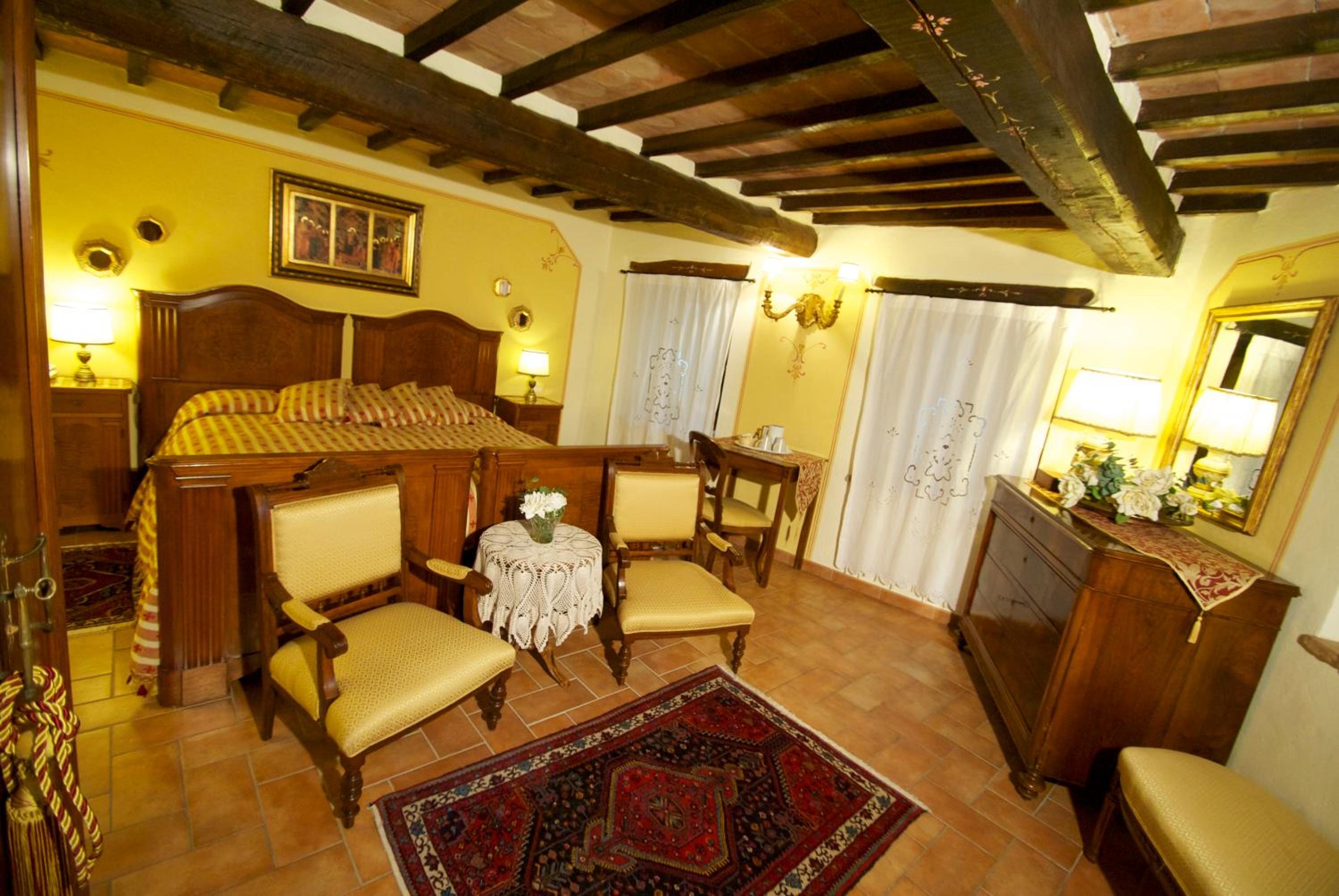 Junior Suite with Park View - Photo 9