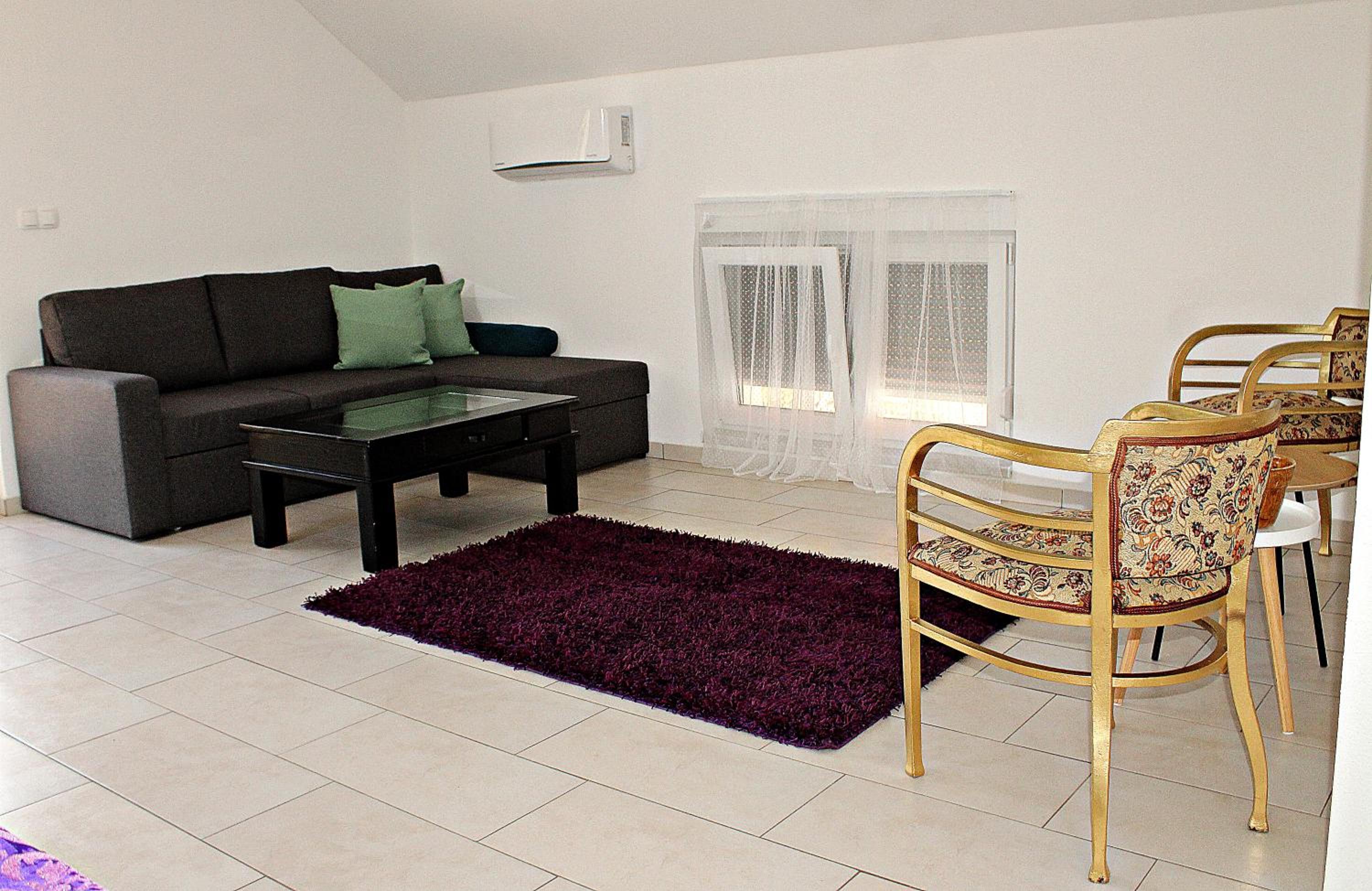 Comfort Triple Room with Shower - Photo 9