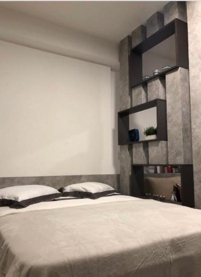 Studio Apartment - Photo 19