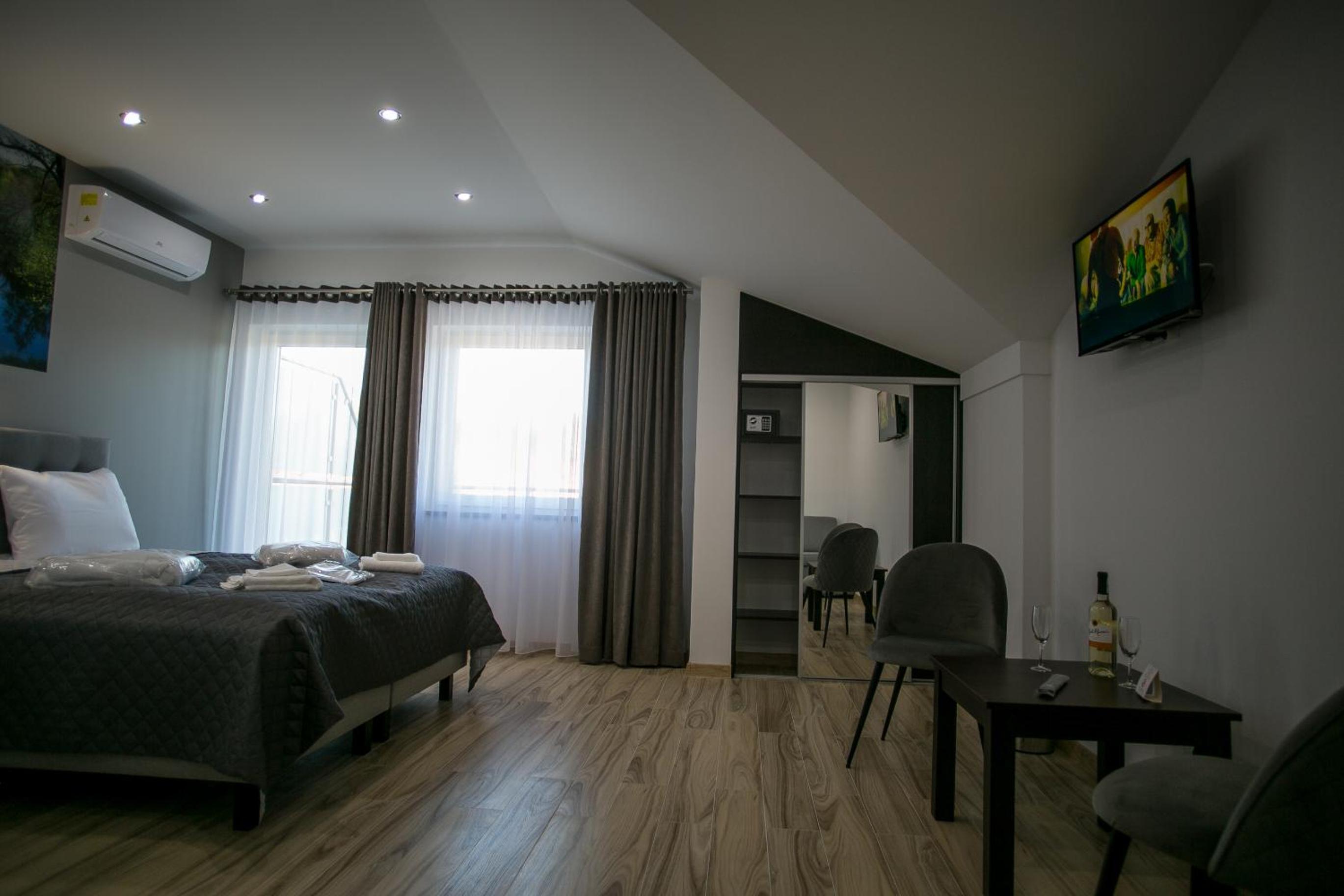 Quadruple Room with Balcony