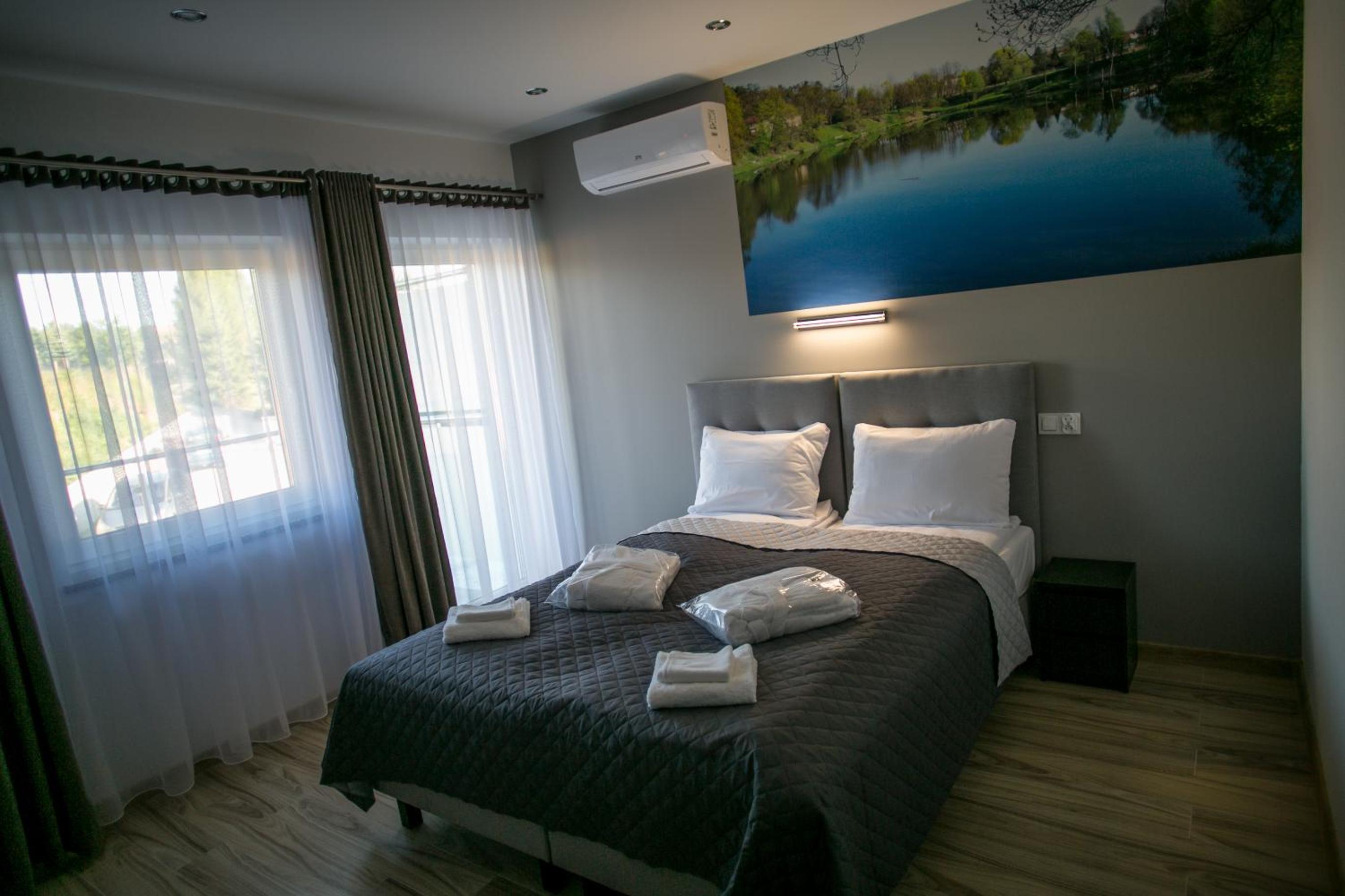 Quadruple Room with Balcony photo 2