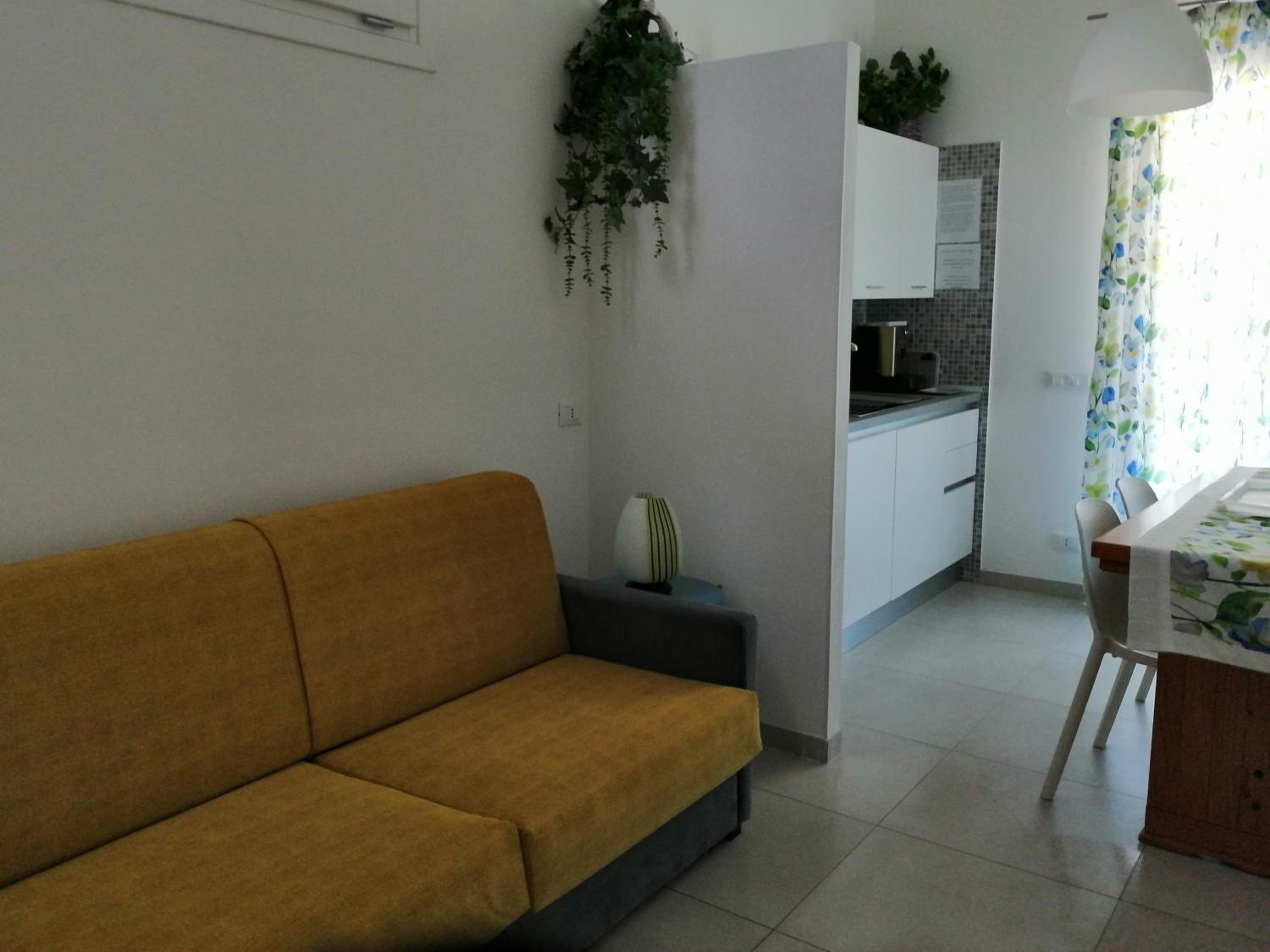 Apartment with Garden View - Photo 7