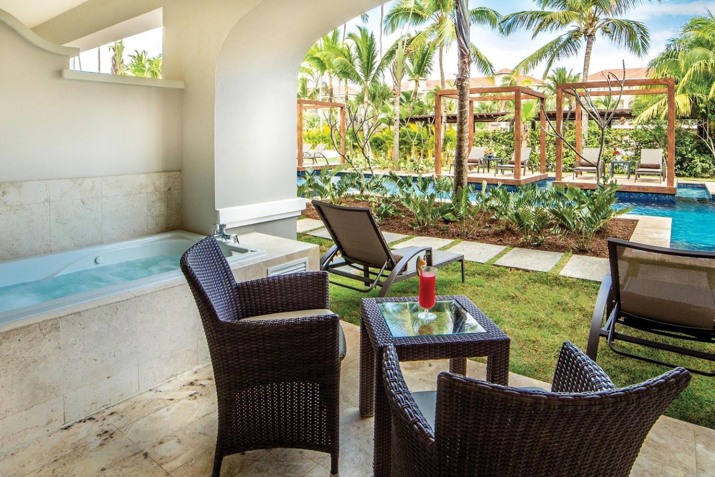 Preferred Club Junior Suite Swim Up King - Photo 3