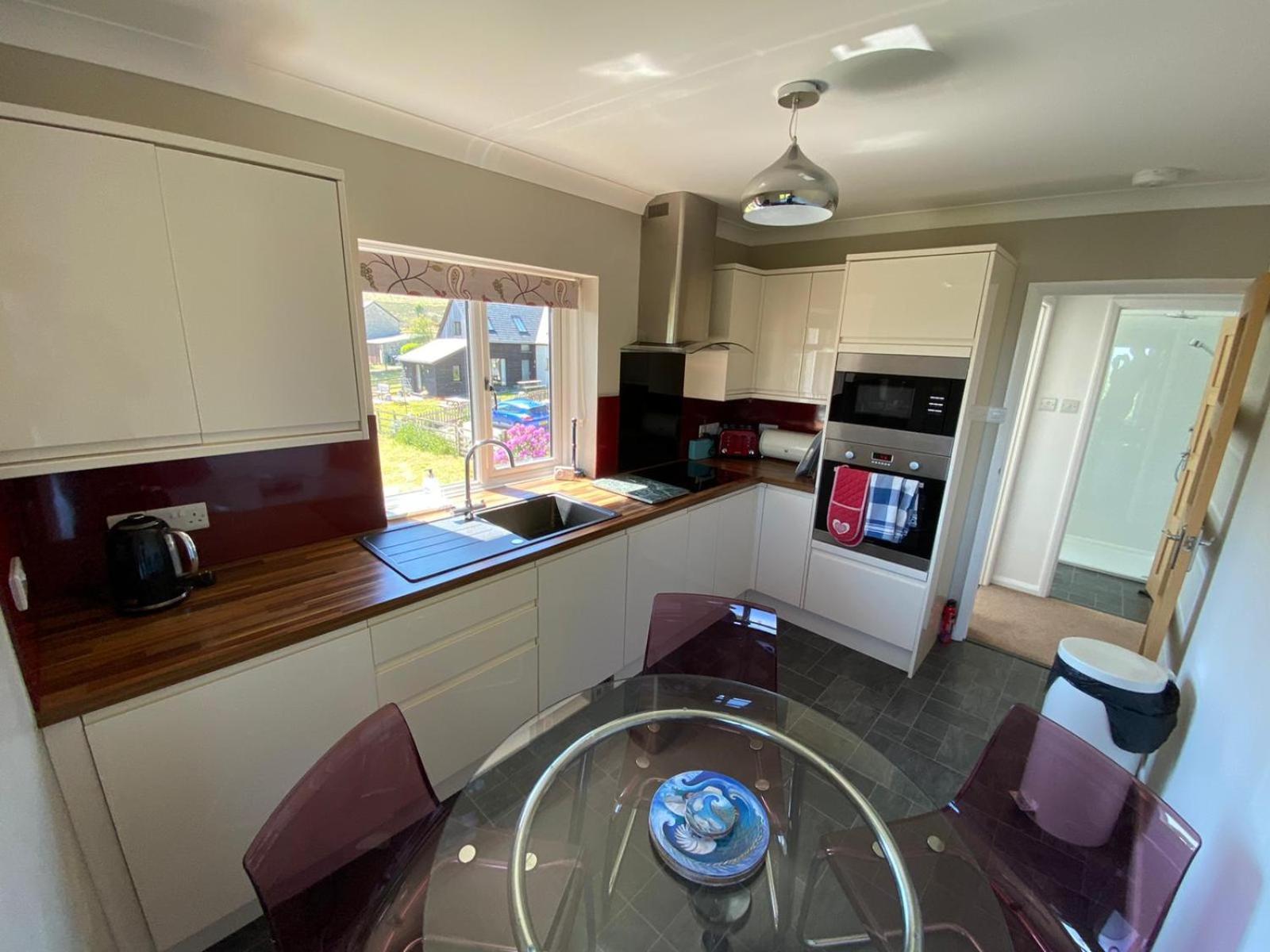 Two-Bedroom Apartment - Photo 23