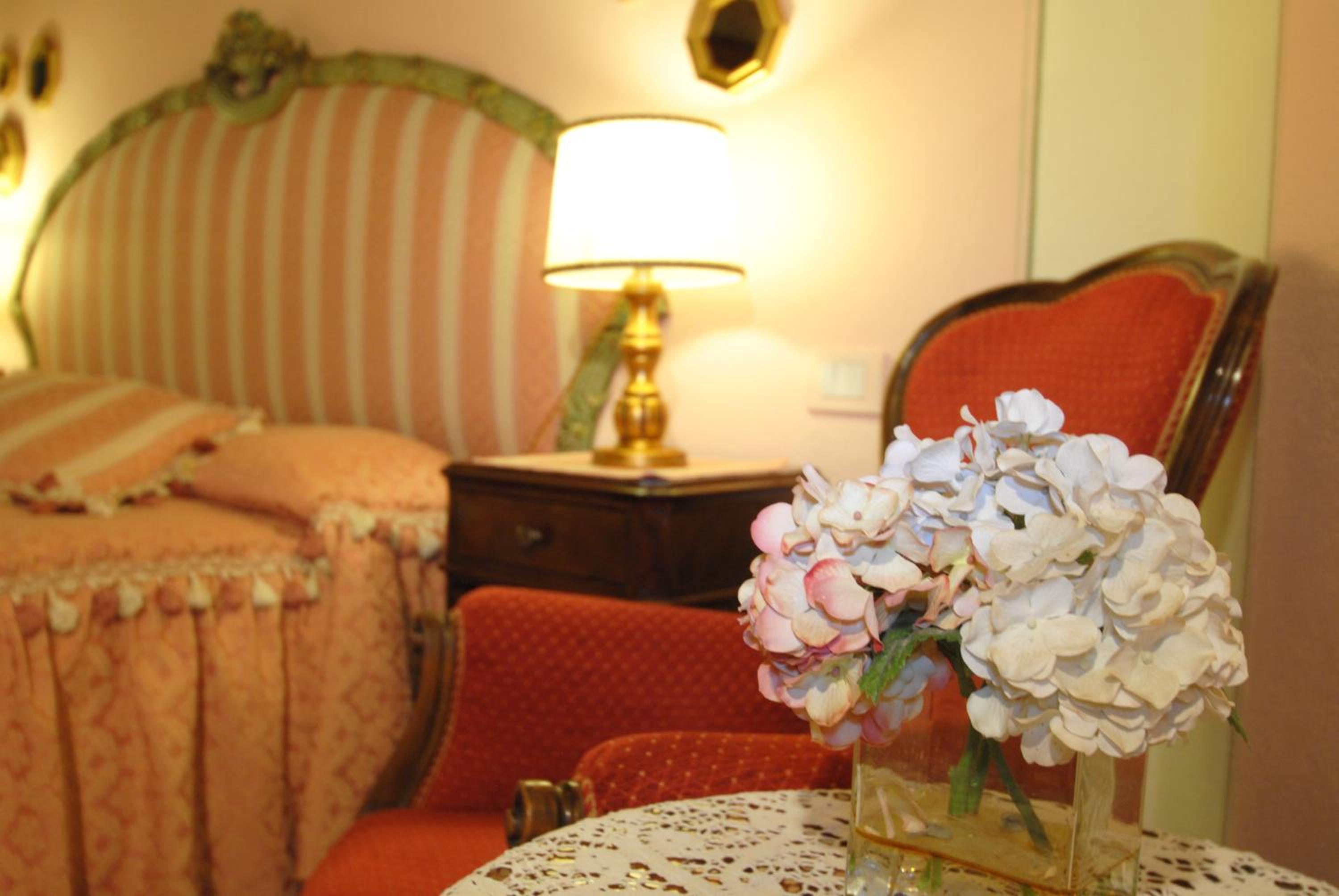 Junior Suite (2 Adults) - Photo 1