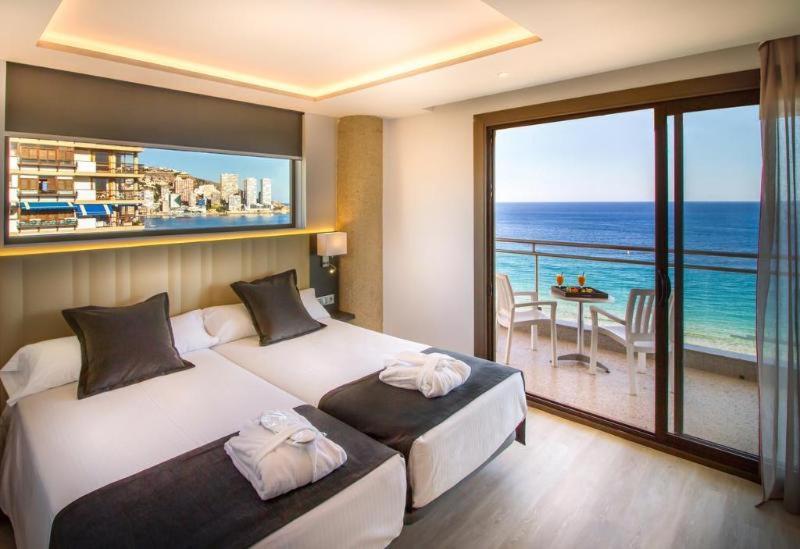 Deluxe Double or Twin Room with Panoramic Sea View (1 Adult + 1 Child)