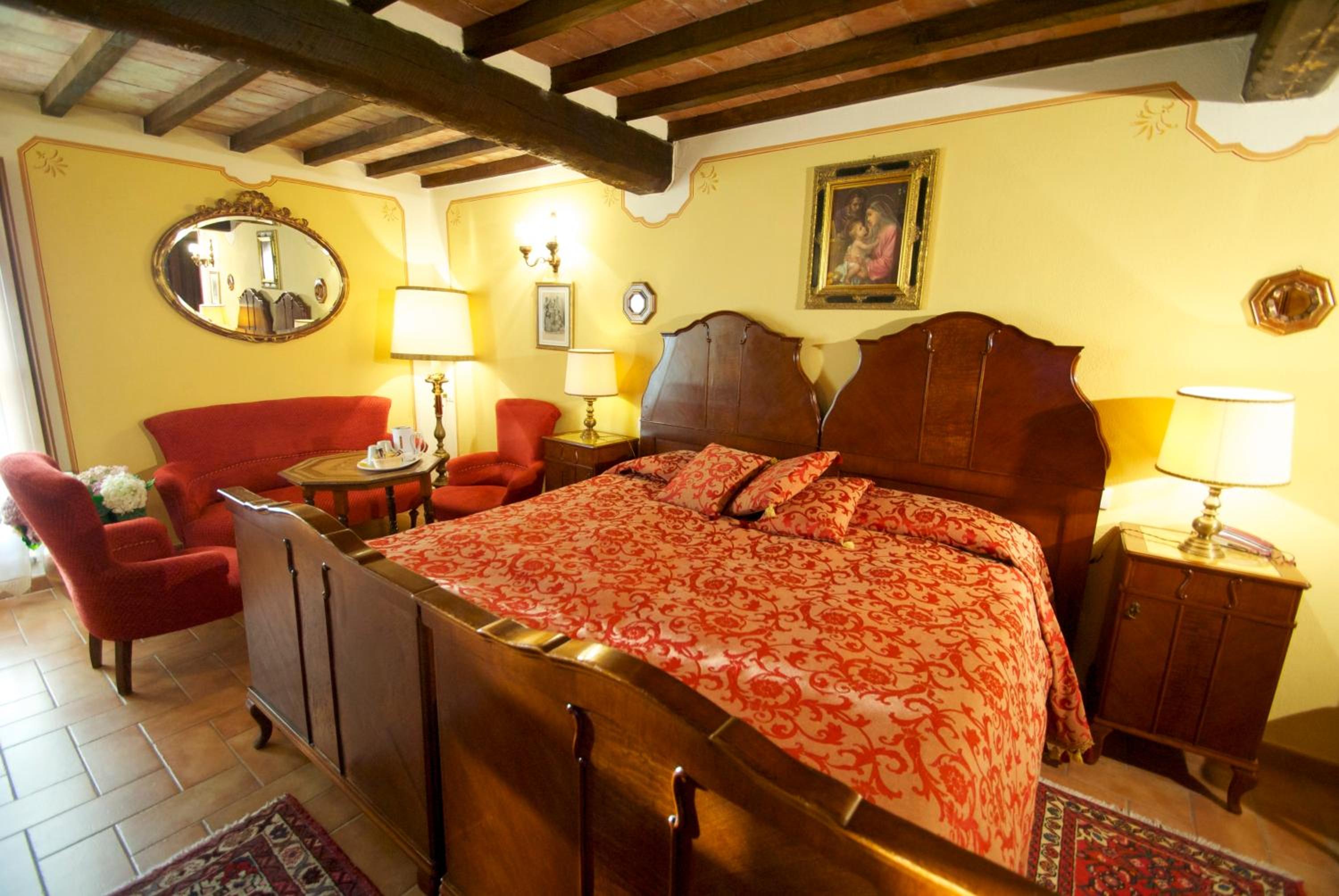 Junior Suite with Park View - Photo 13