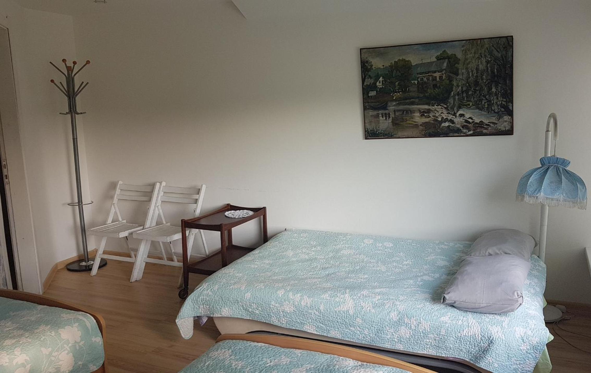 Economy Quadruple Room with Shared Bathroom photo 2