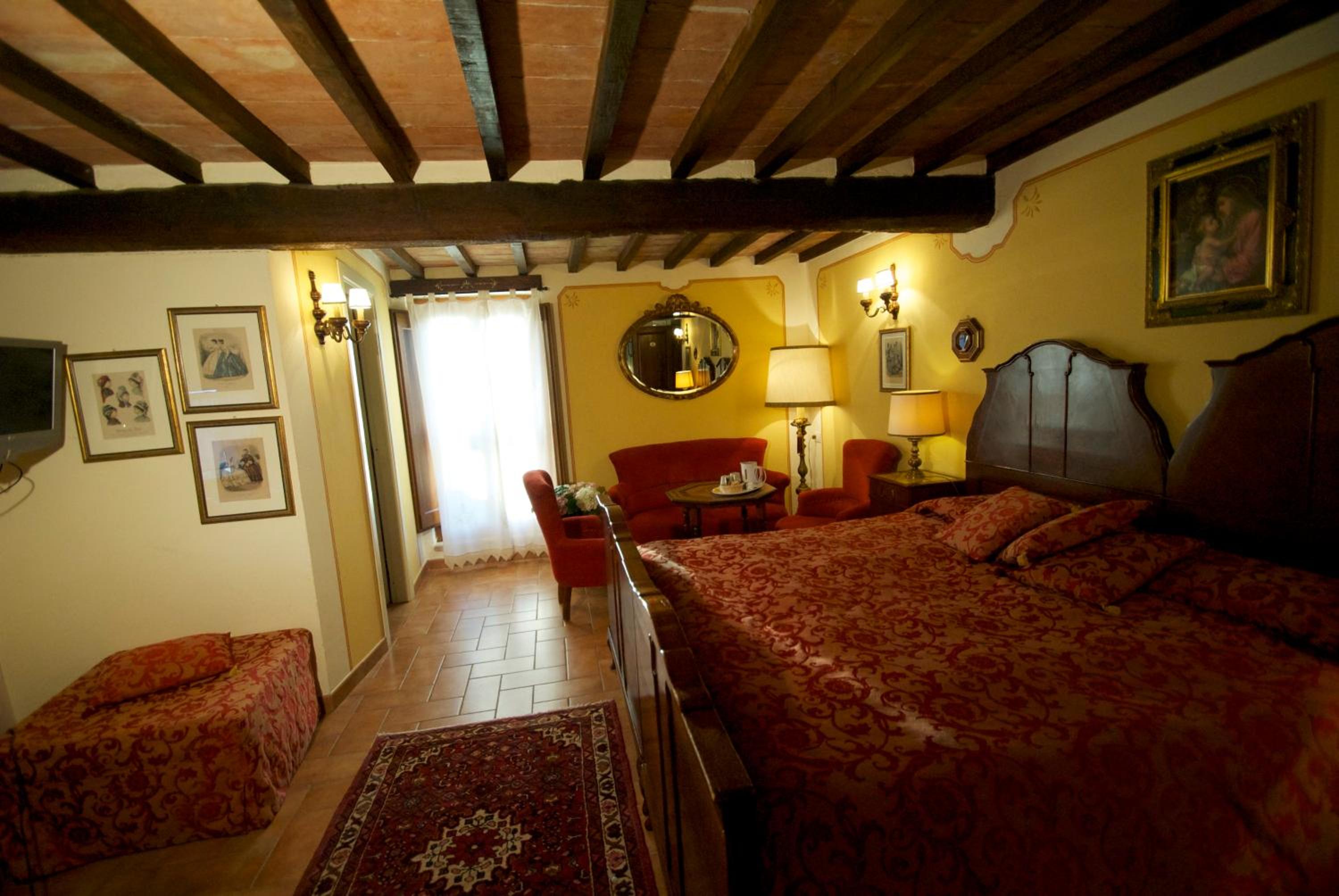 Junior Suite with Park View - Photo 11