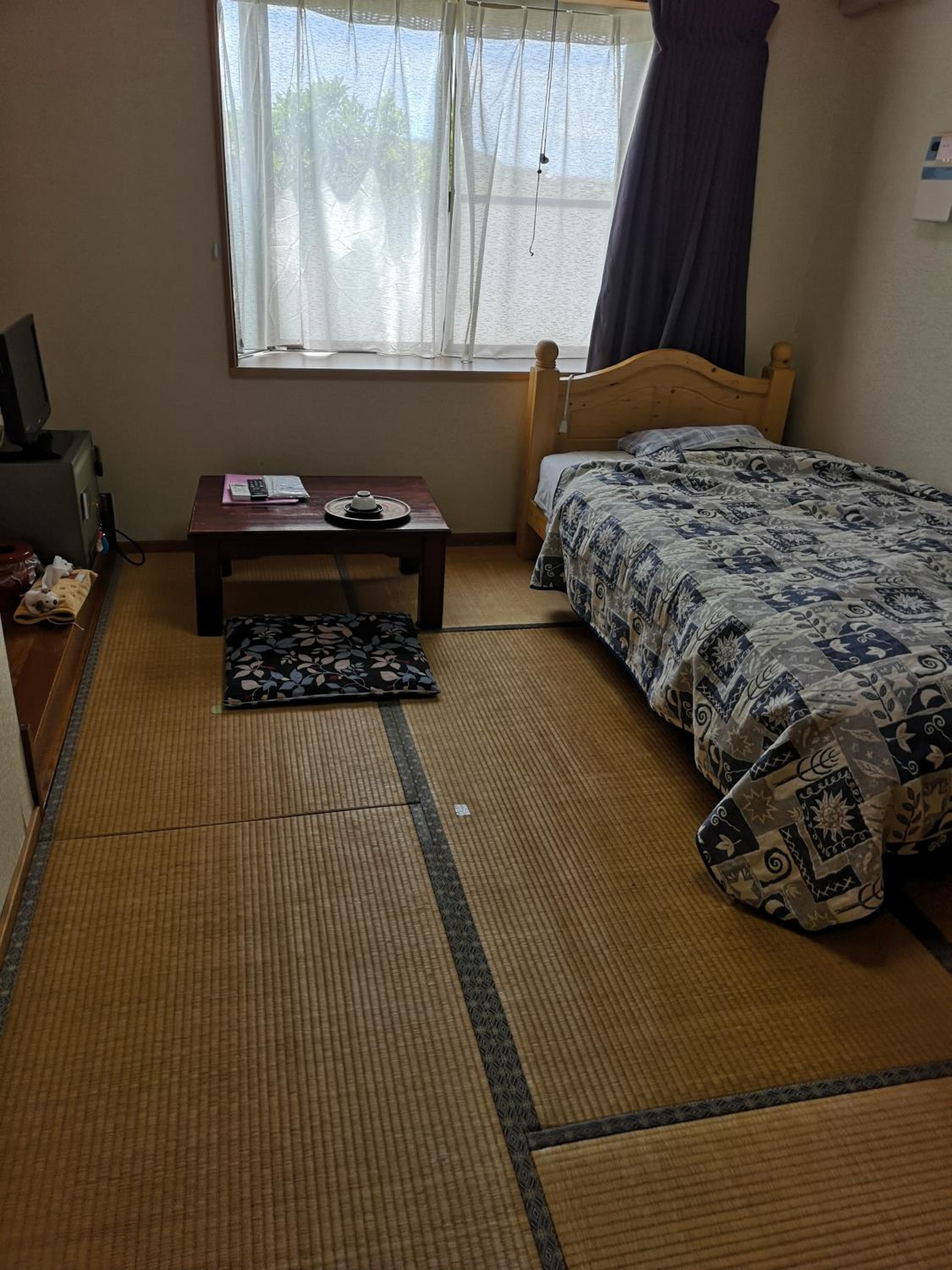 Single Room photo 1