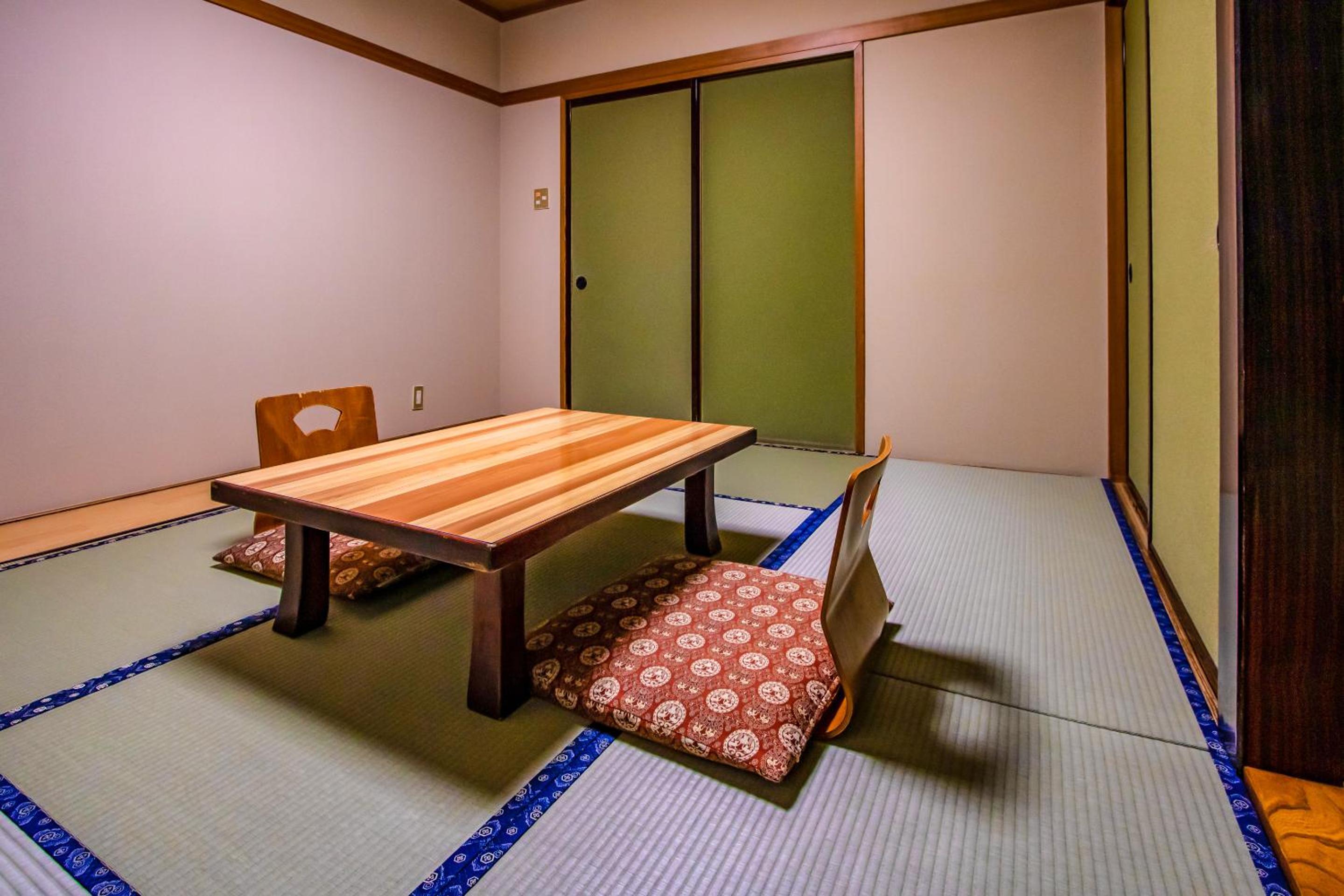 Japanese-Style Triple Room - Photo 3