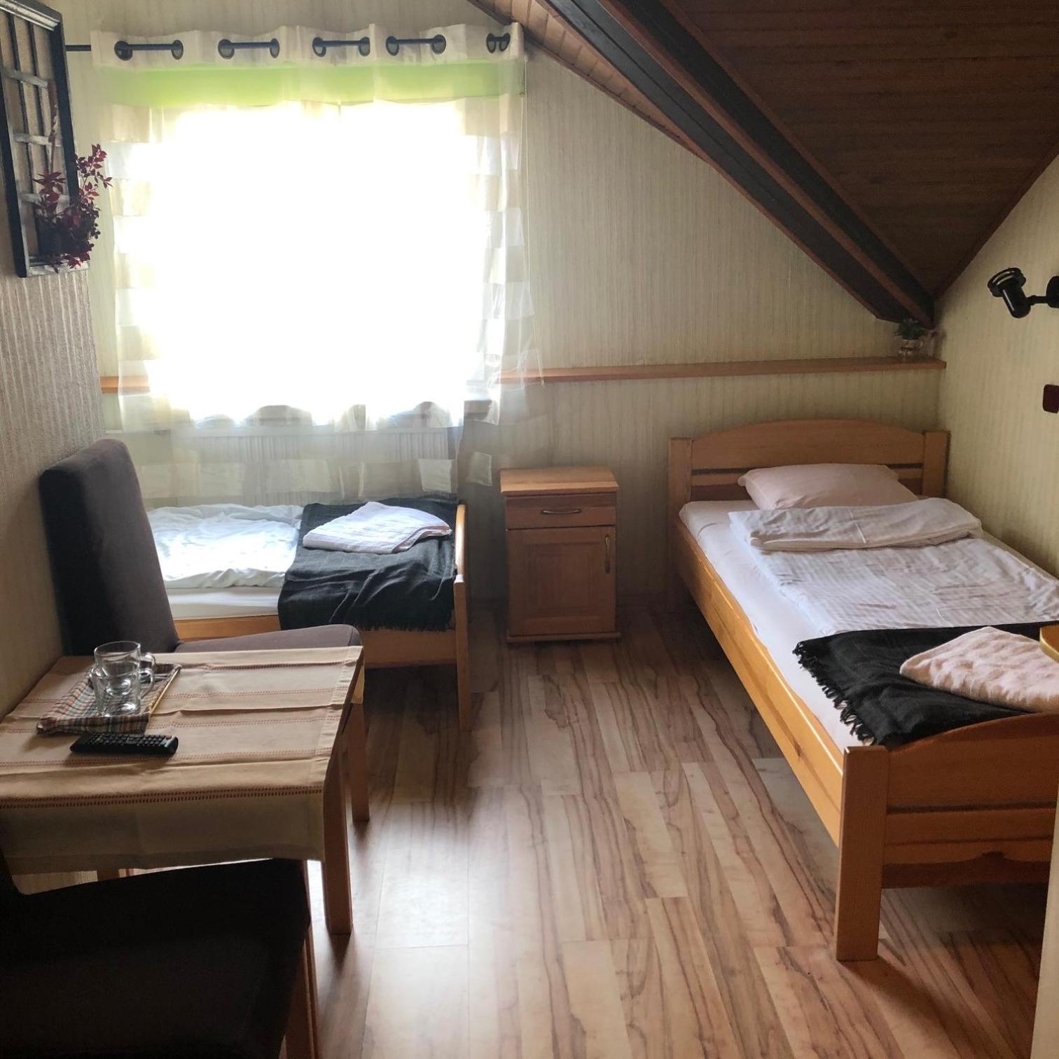 Twin Room with Bathroom photo 1