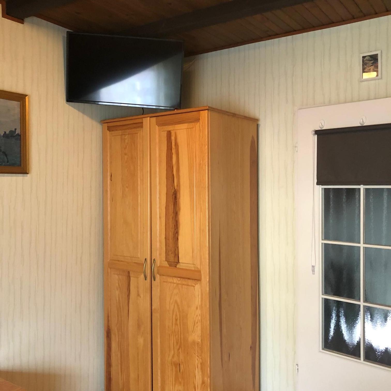 Twin Room with Bathroom photo 2