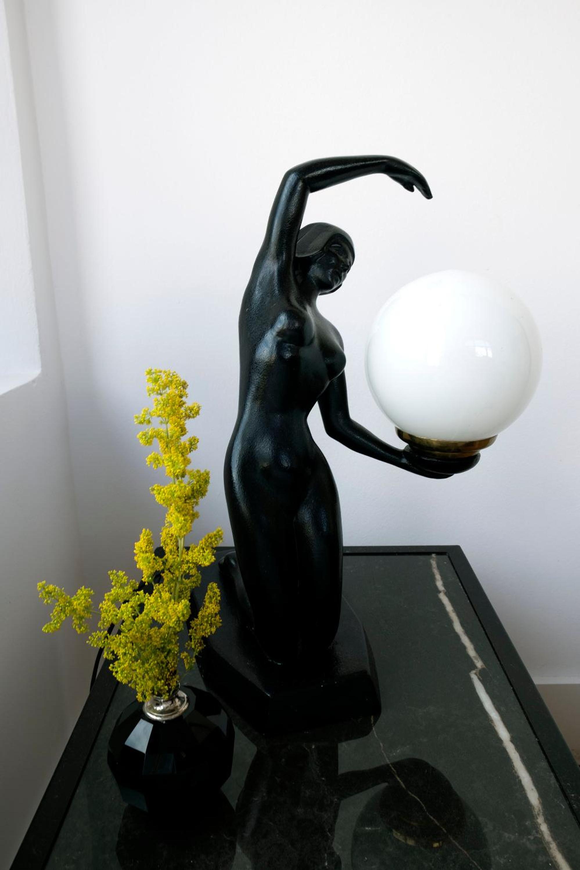 Two-Bedroom Apartment - Photo 11