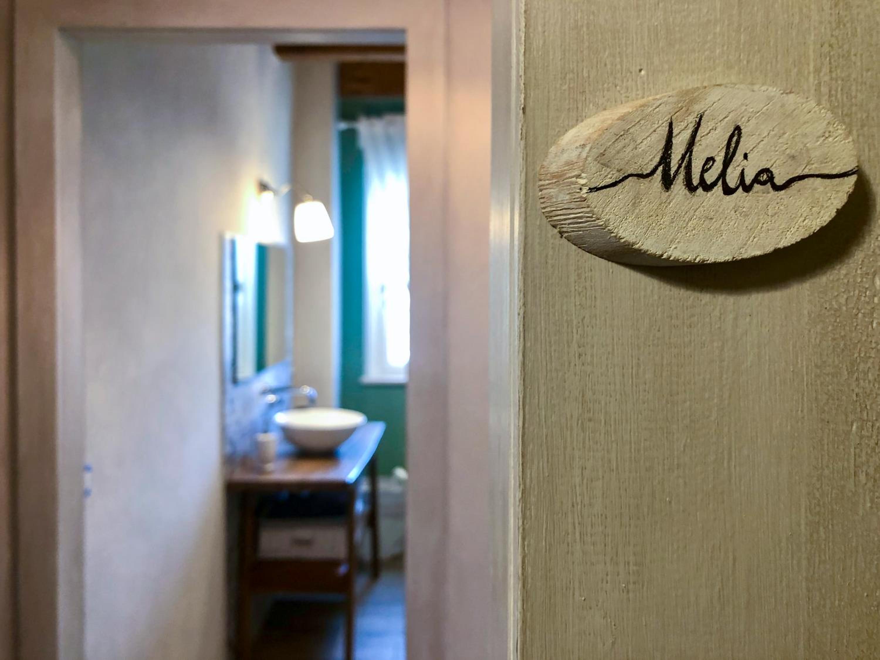 Deluxe Room - Photo 2