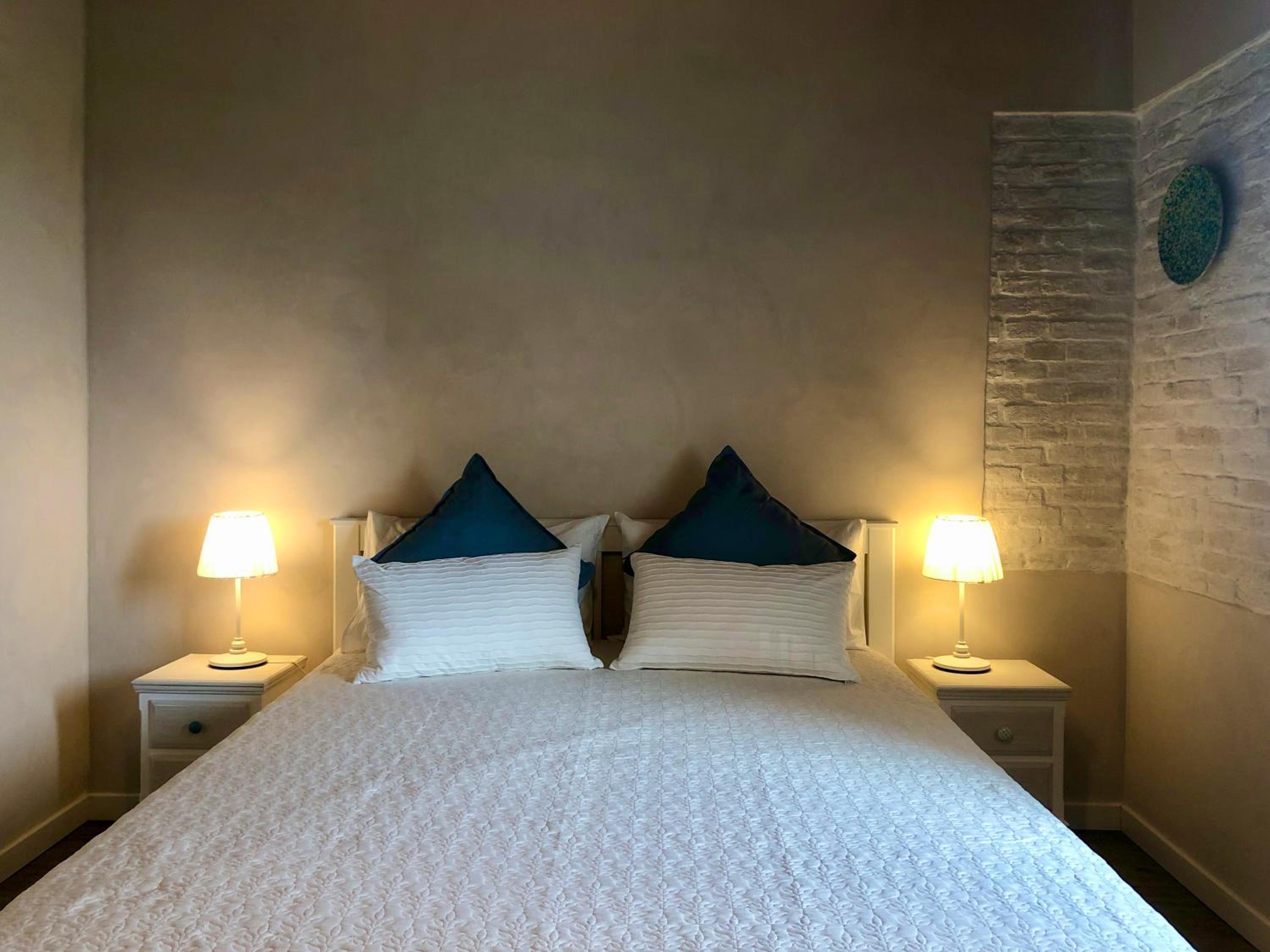 Deluxe Room - Photo 1