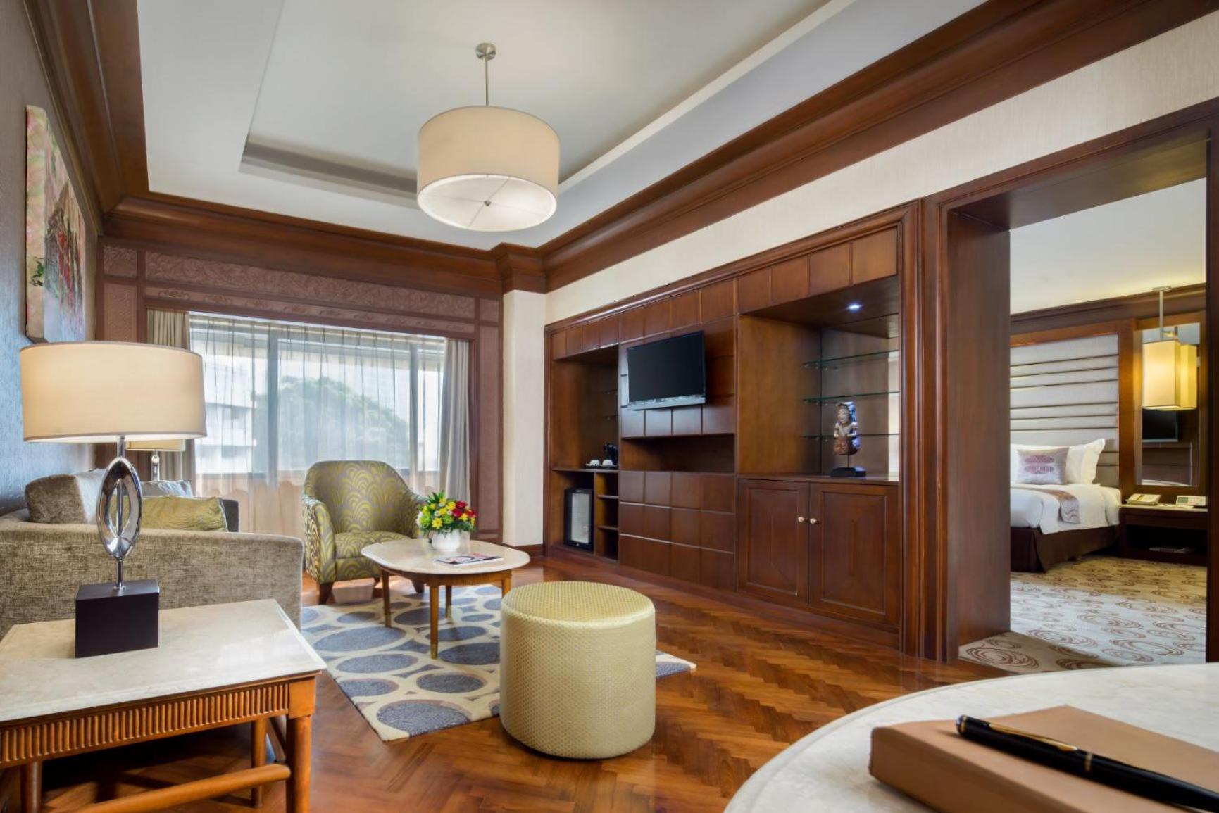 Grand Executive Suite - Photo 2