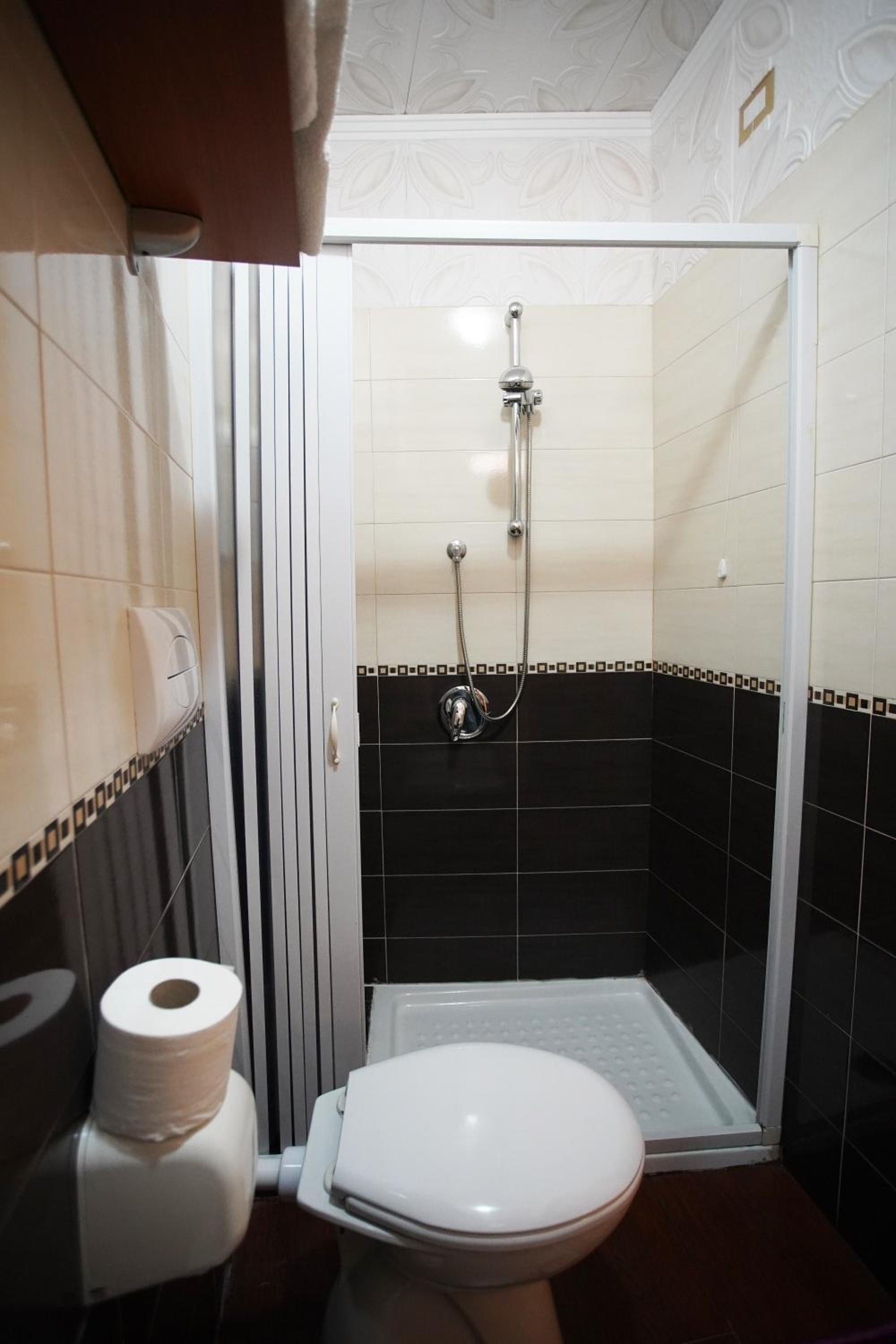 Comfort Triple Room - Photo 21
