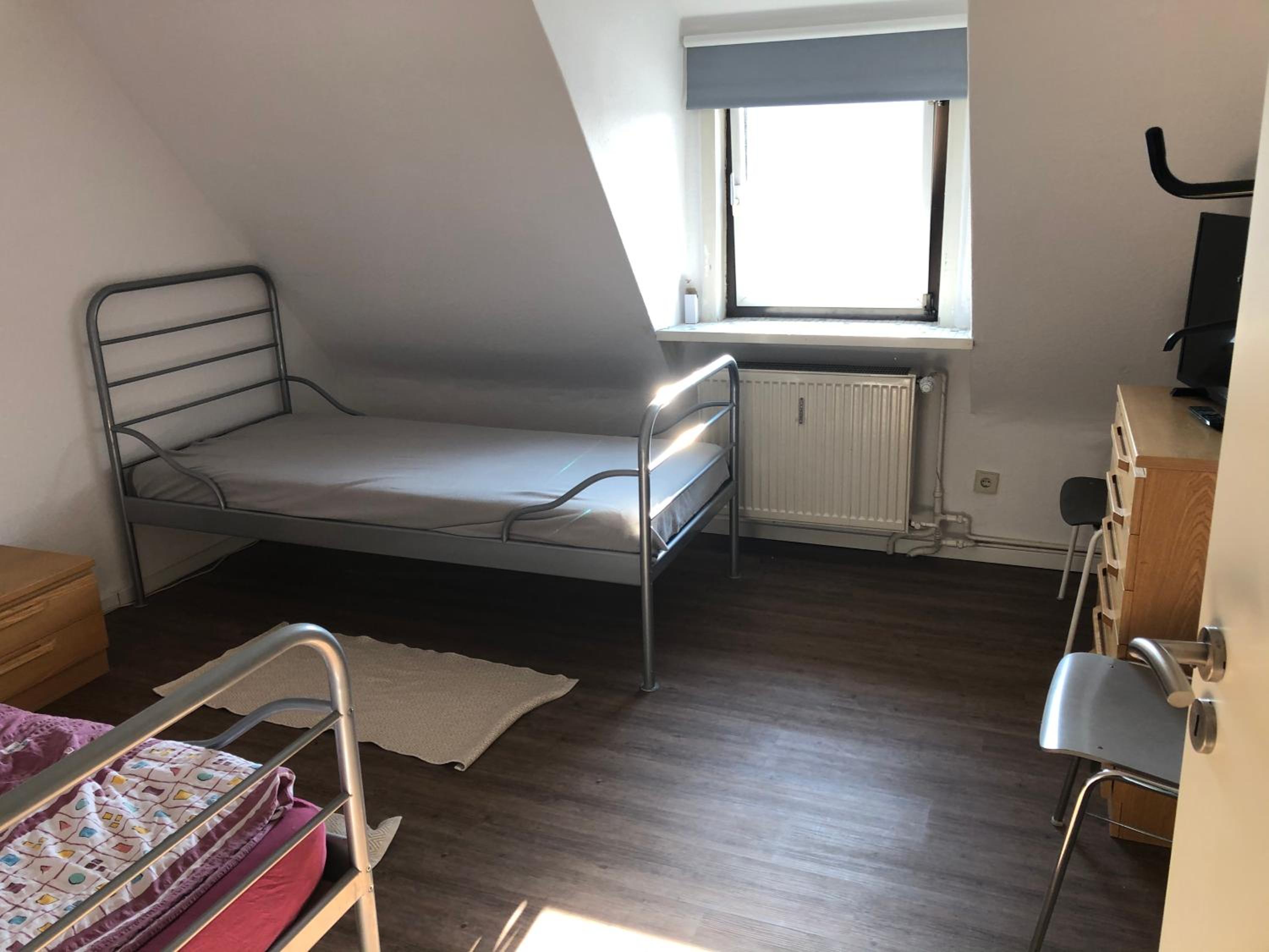 Budget Twin Room photo 3