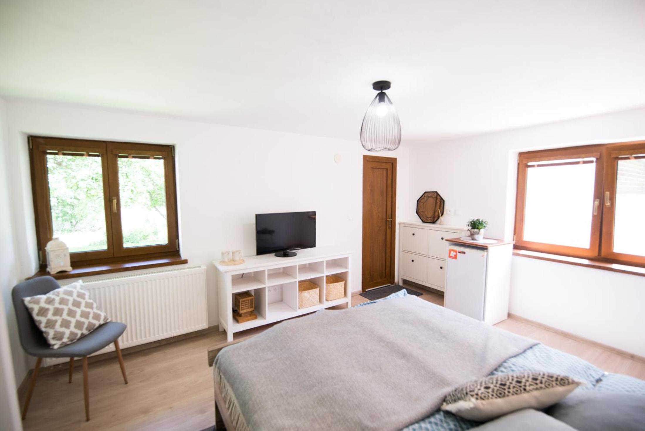 Four-Bedroom House - Photo 24