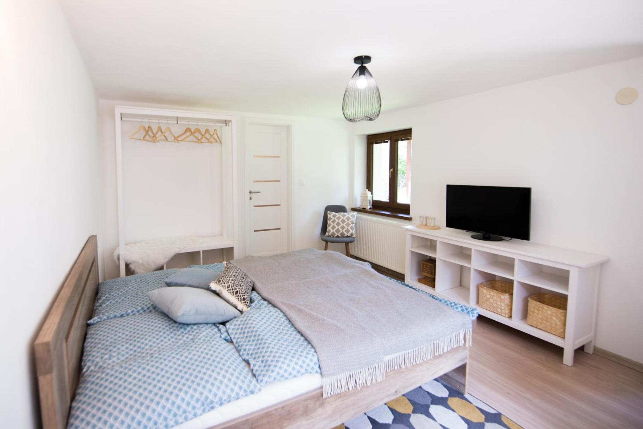 Four-Bedroom House - Photo 25