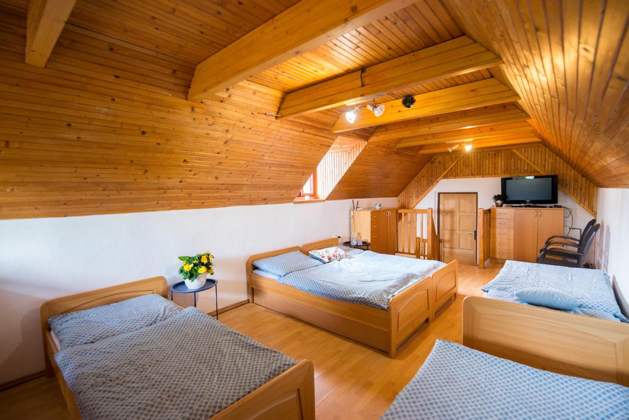 Four-Bedroom House - Photo 17