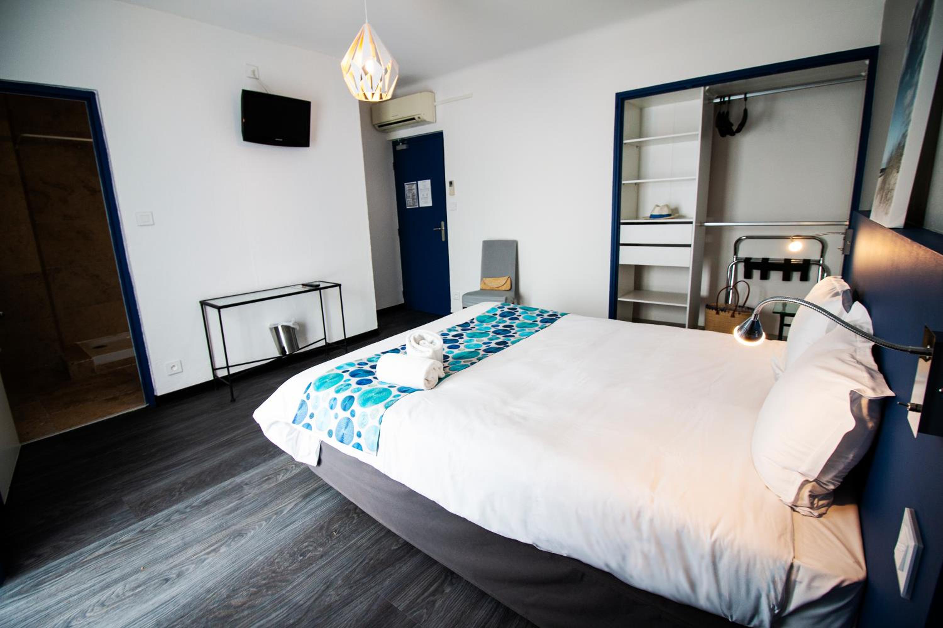 Superior Double Room - Photo 4
