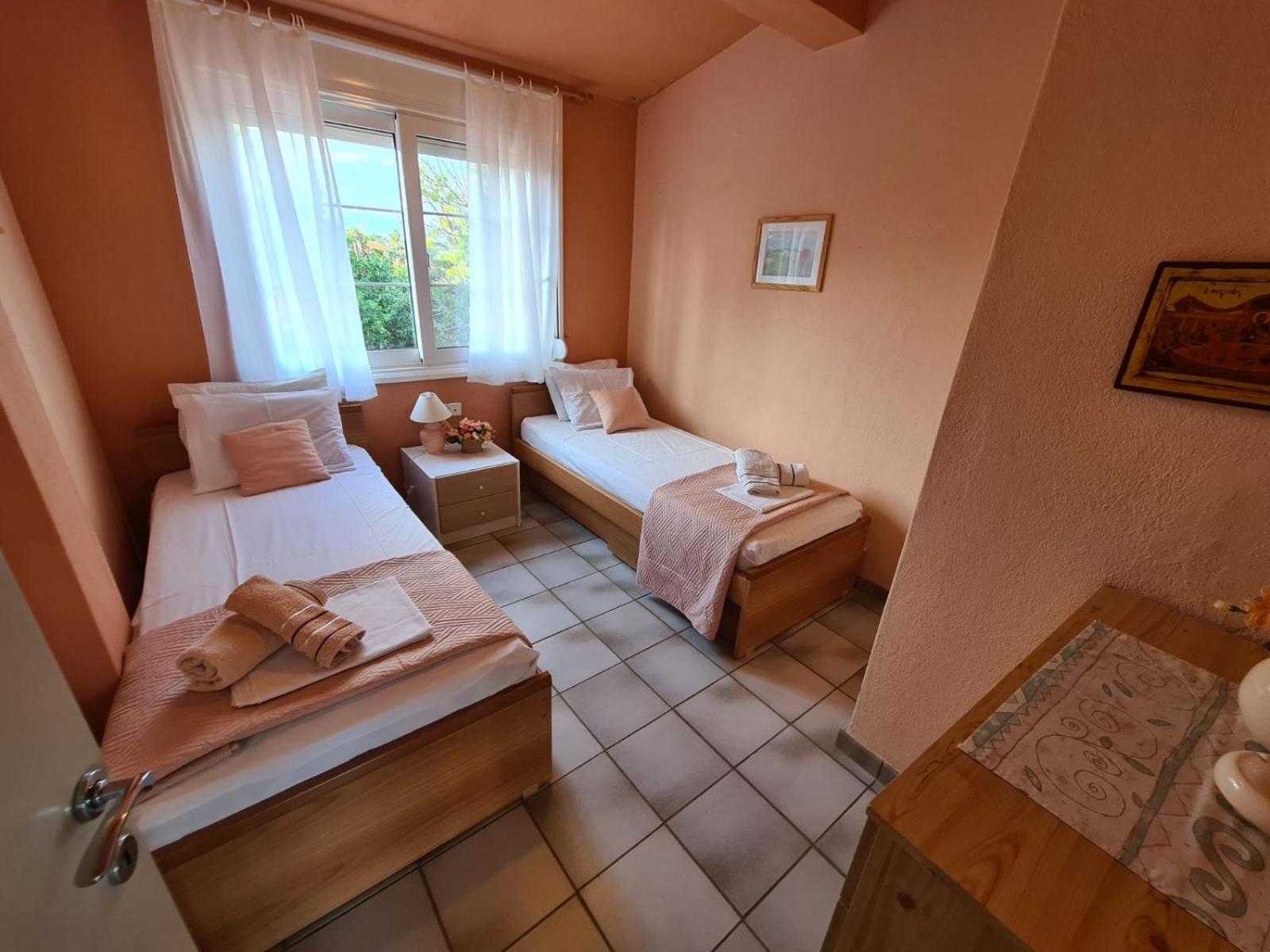 Three-Bedroom House photo 3