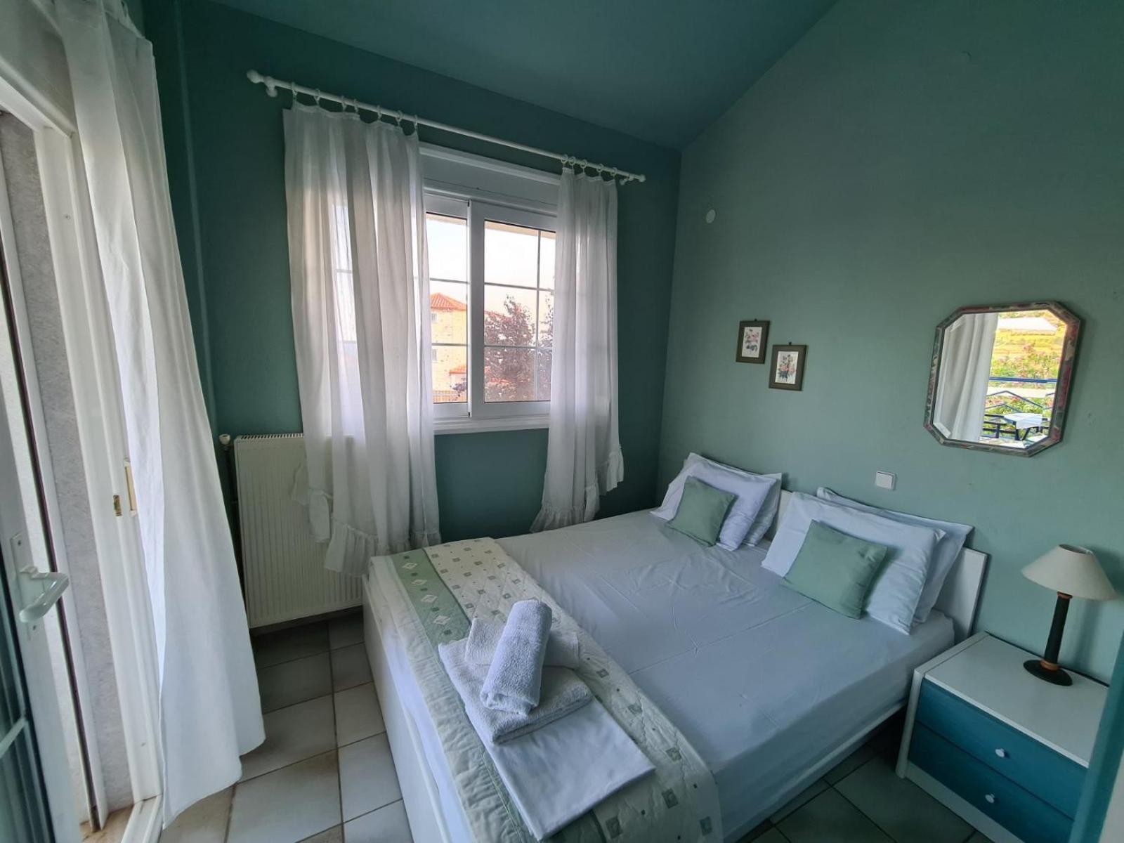 Three-Bedroom House photo 1