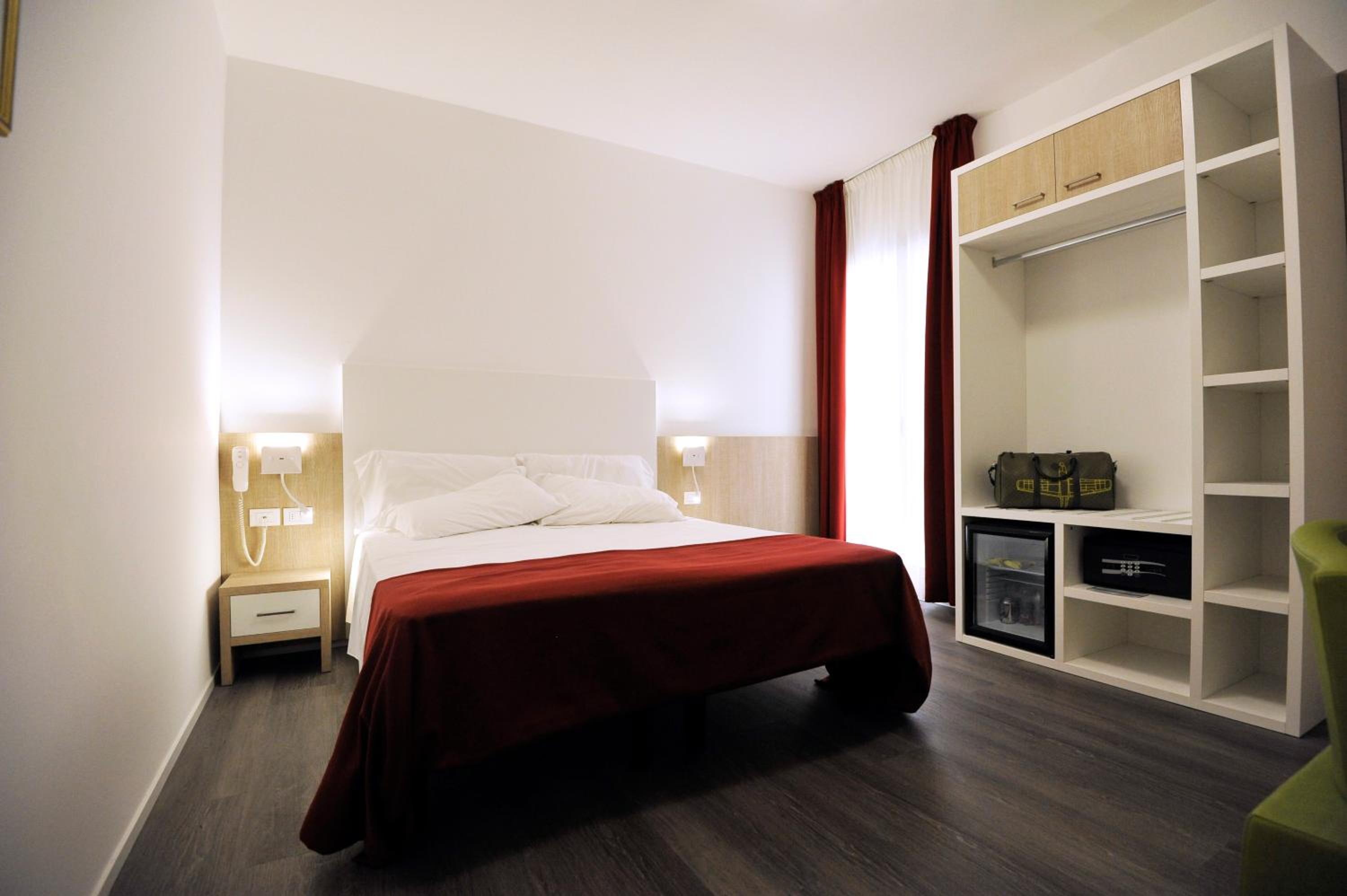 Double Room with Balcony photo 2