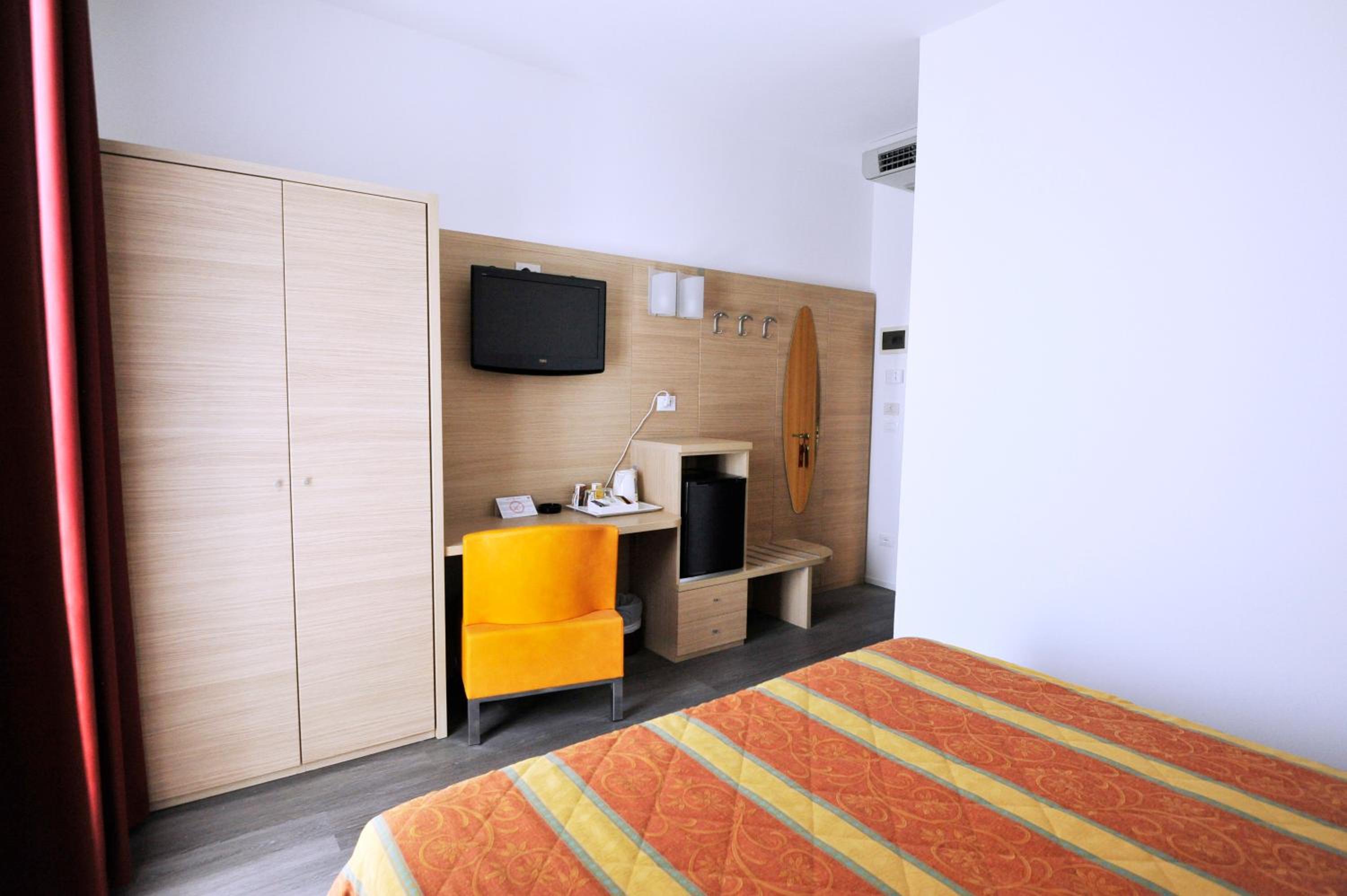 Double Room with Balcony and Sea View photo 1