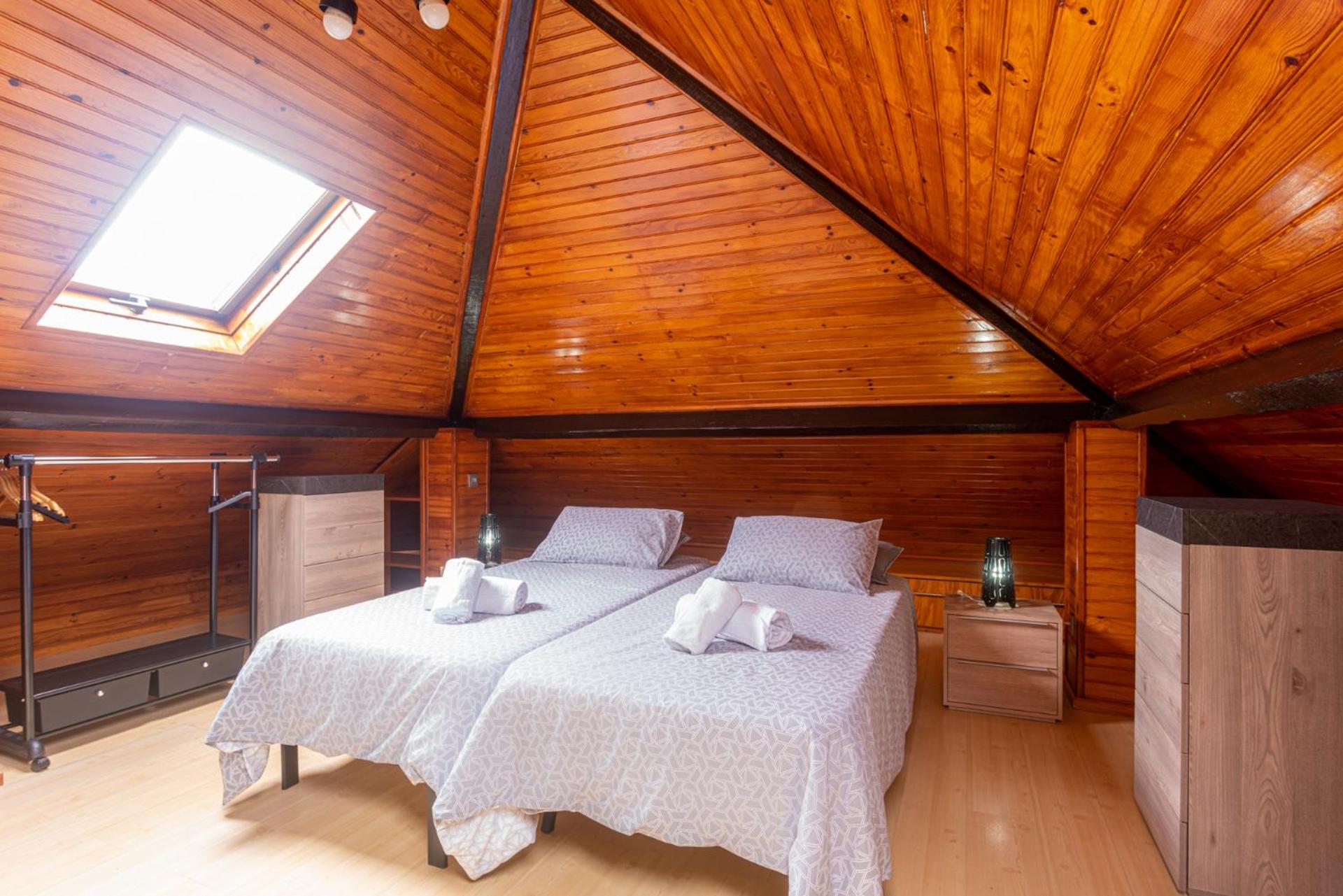 Villa com Piscina Privada