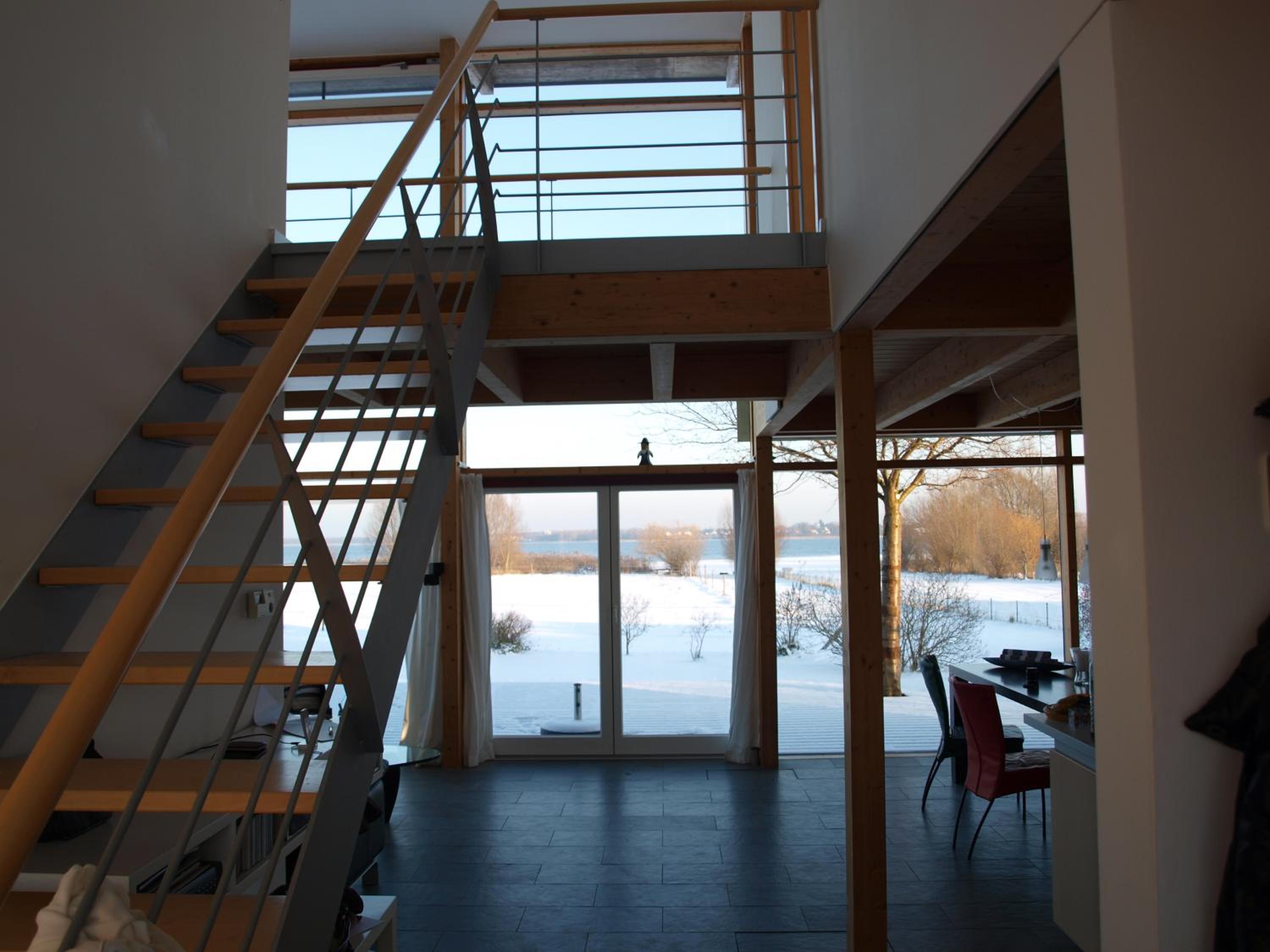 Three-Bedroom House photo 2