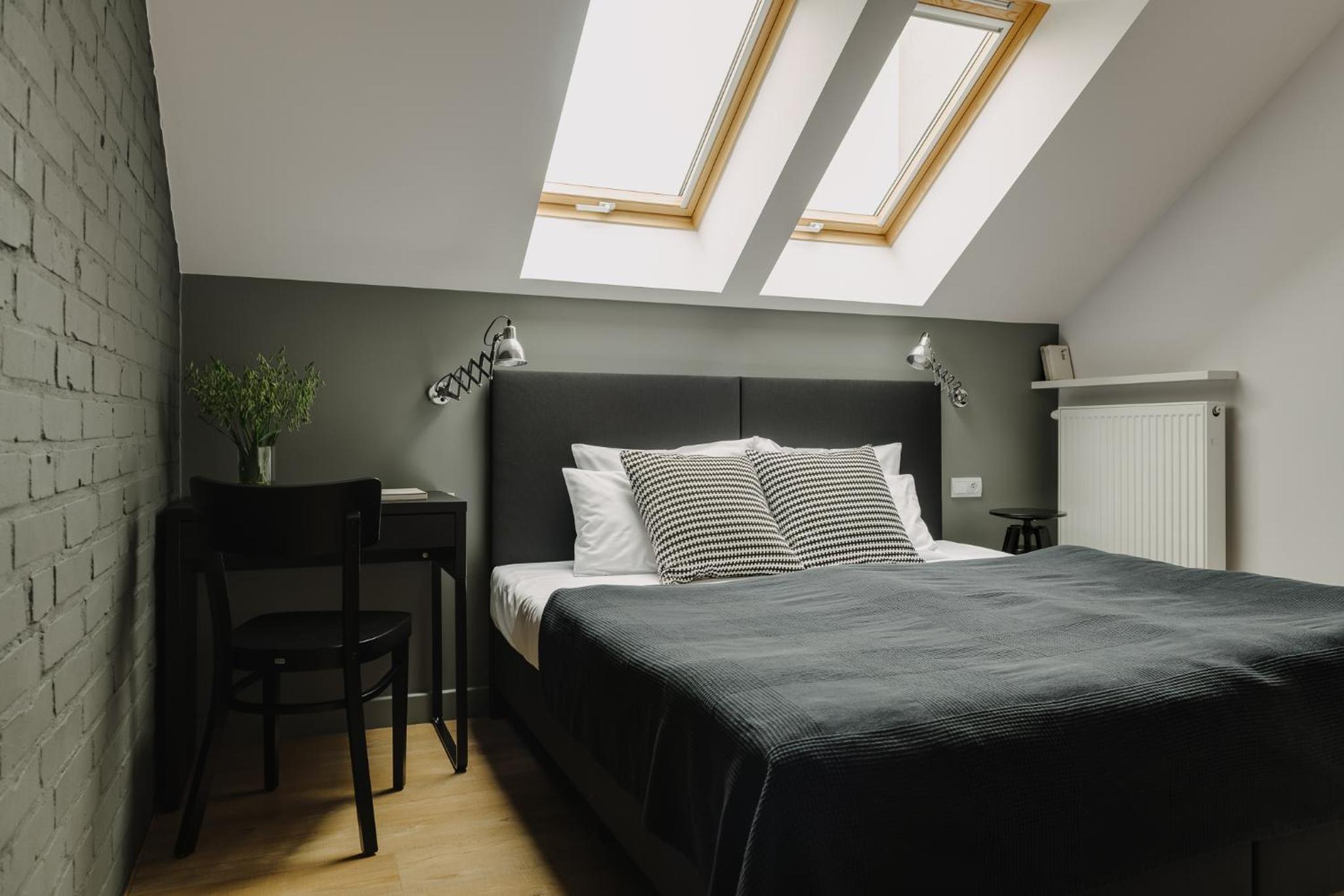 Double or Twin Room - Photo 12