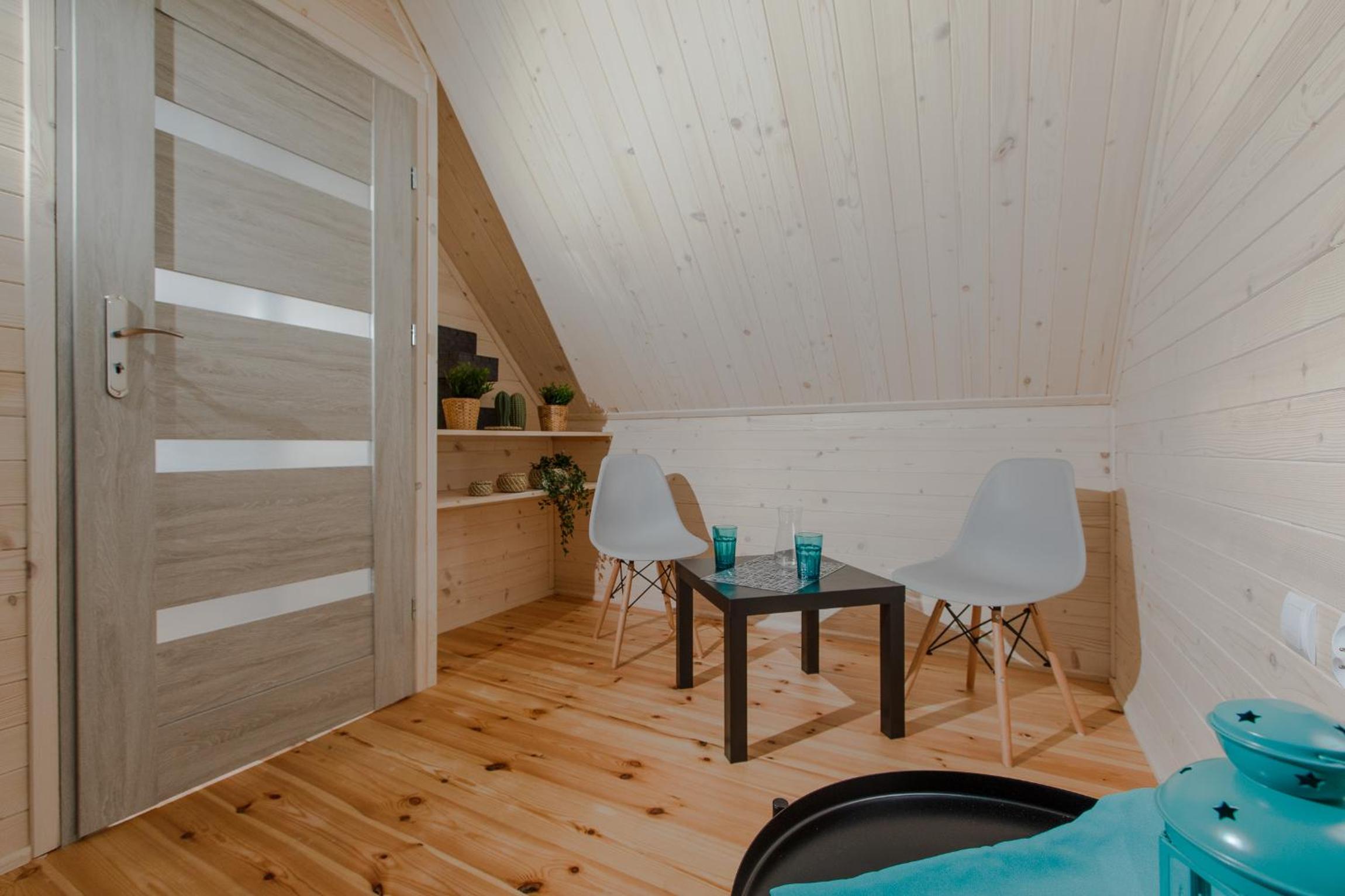 Two-Bedroom House - Photo 6