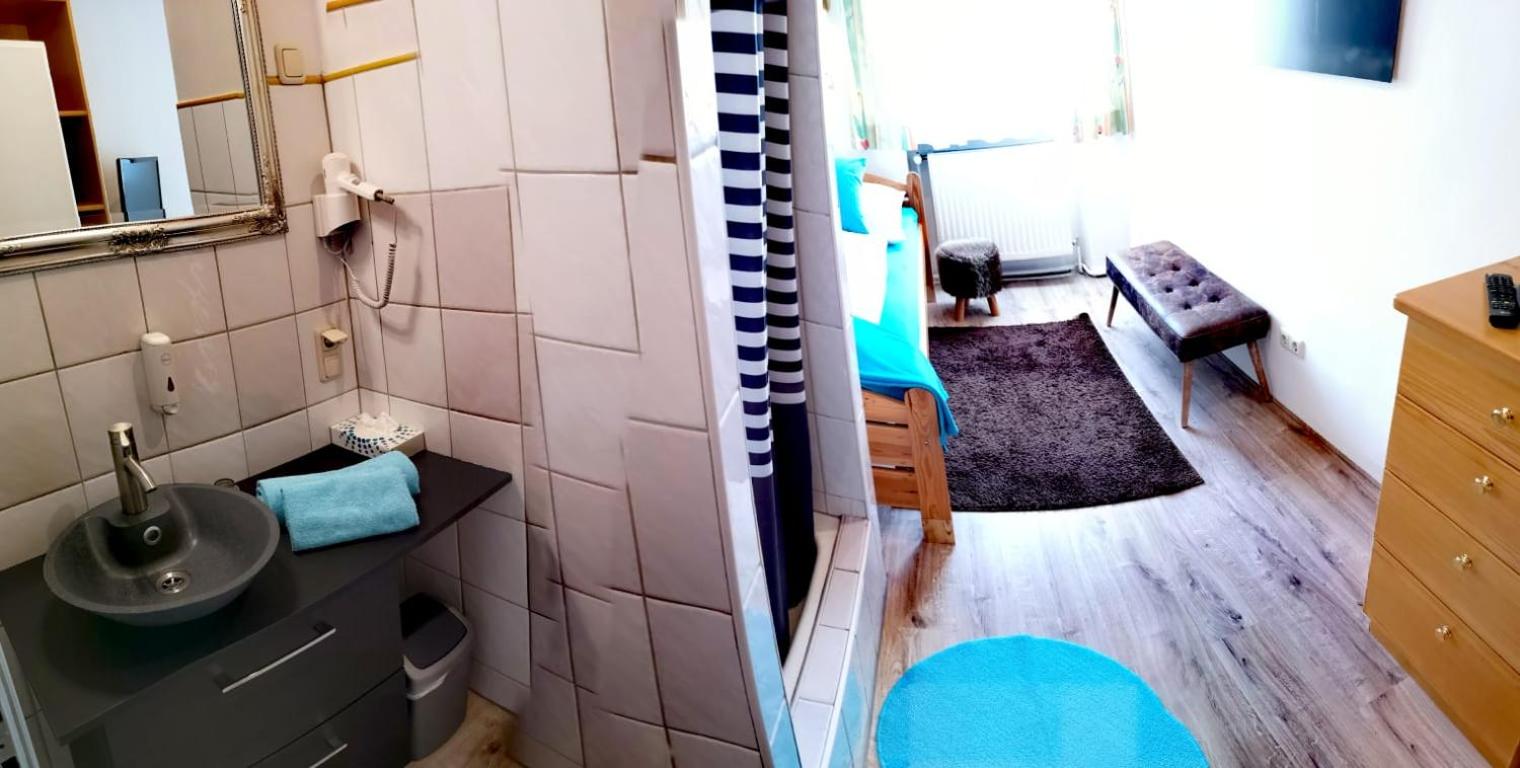 Studio Apartment photo 2