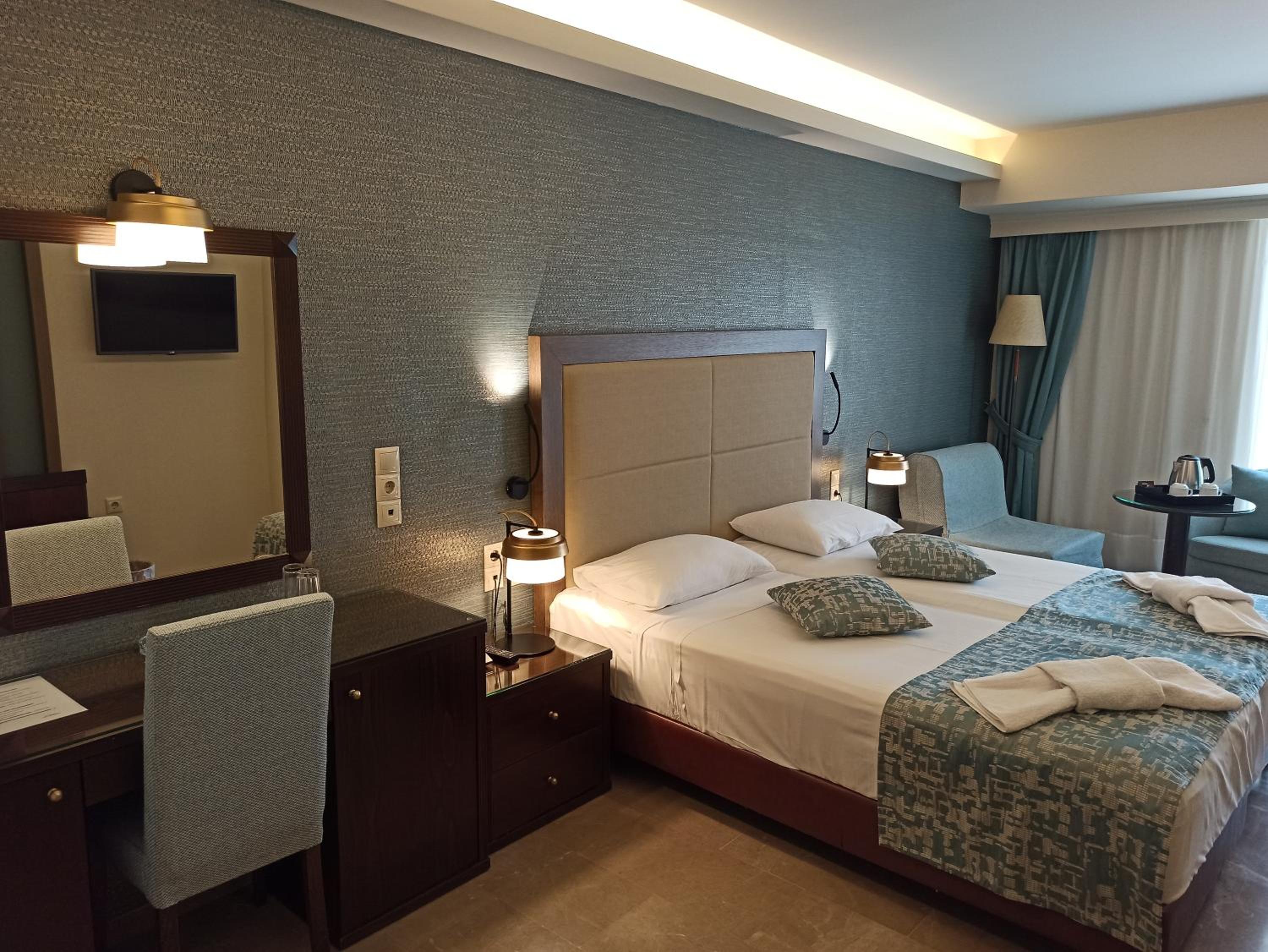 Superior Double or Twin Room with Sea View