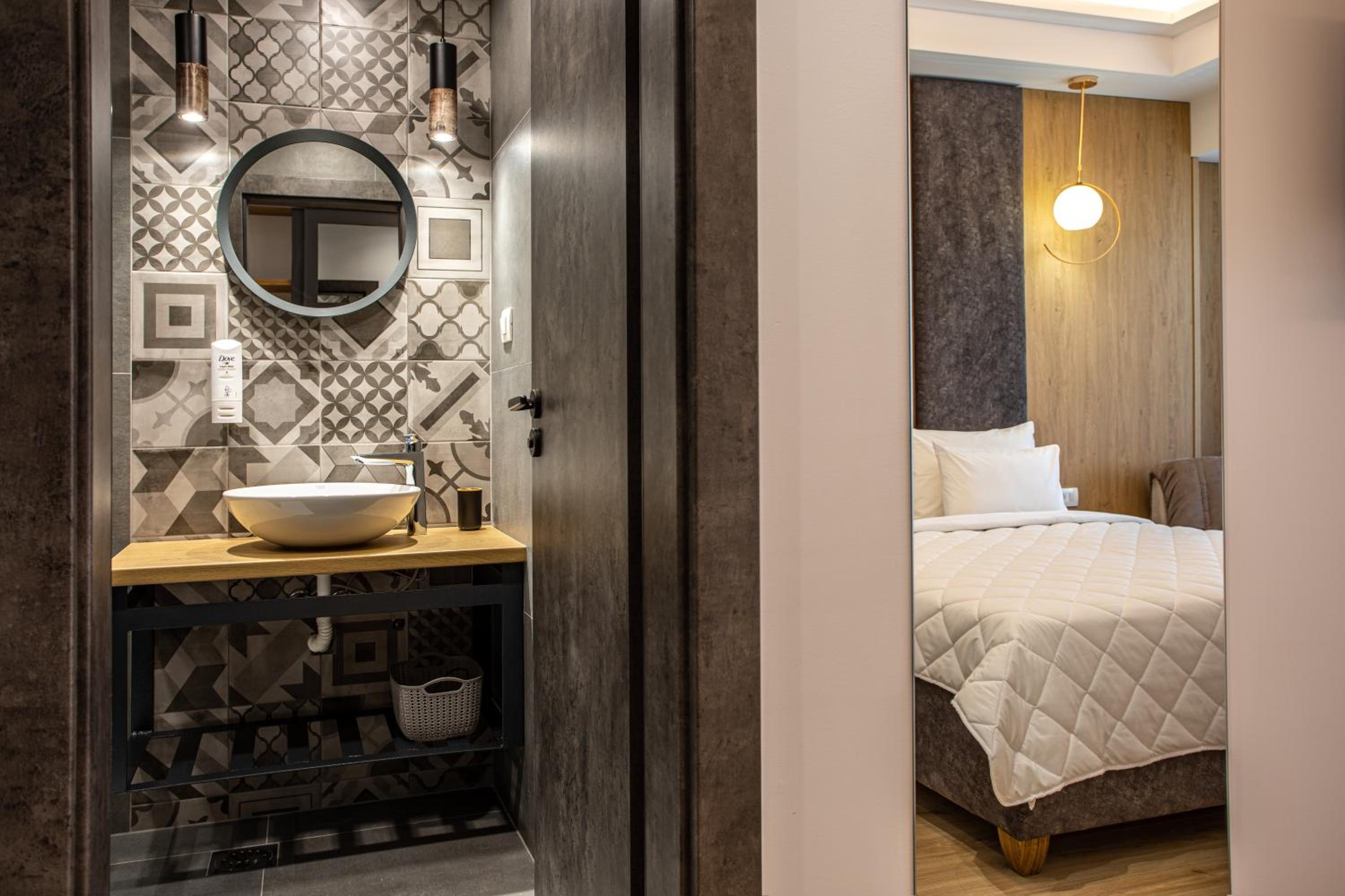 Deluxe Triple Room - Photo 3
