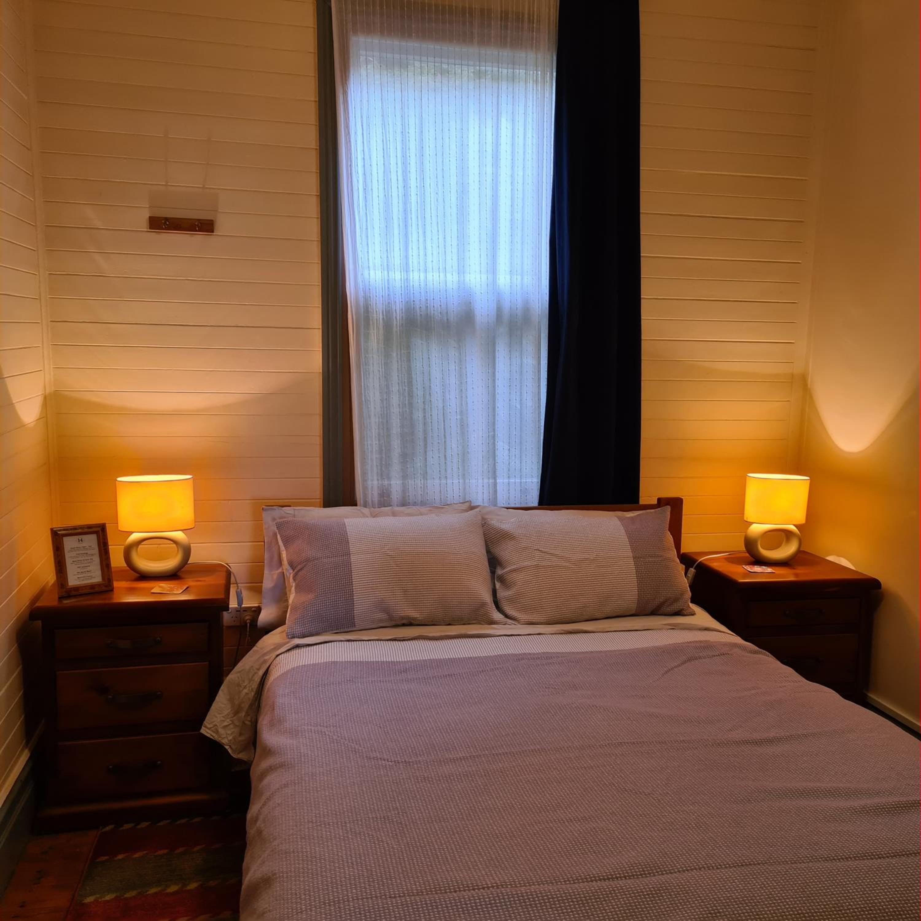 Double Room with Shared Bathroom photo 2