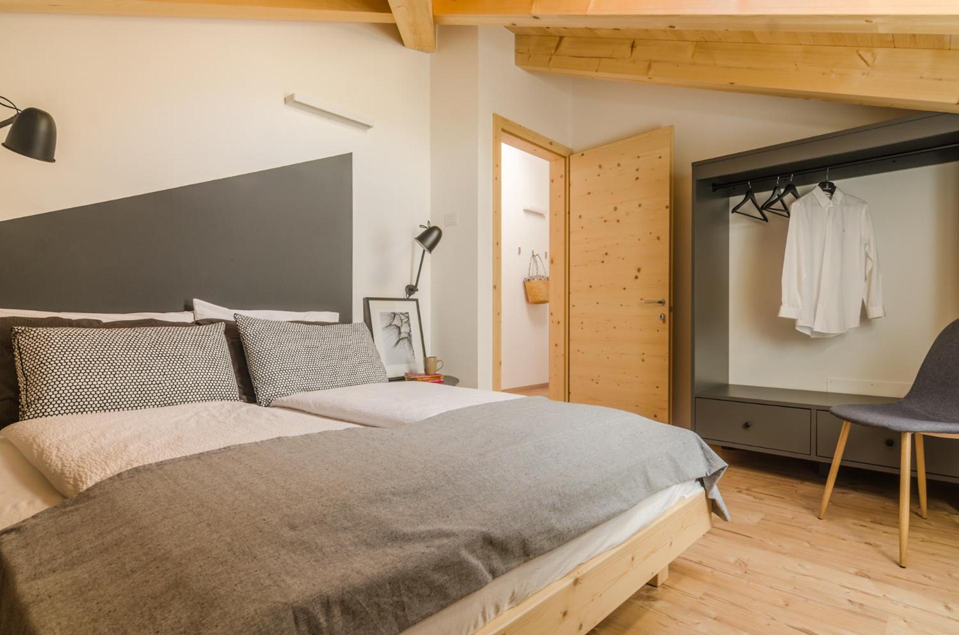 Apartment with Mountain View - Photo 6