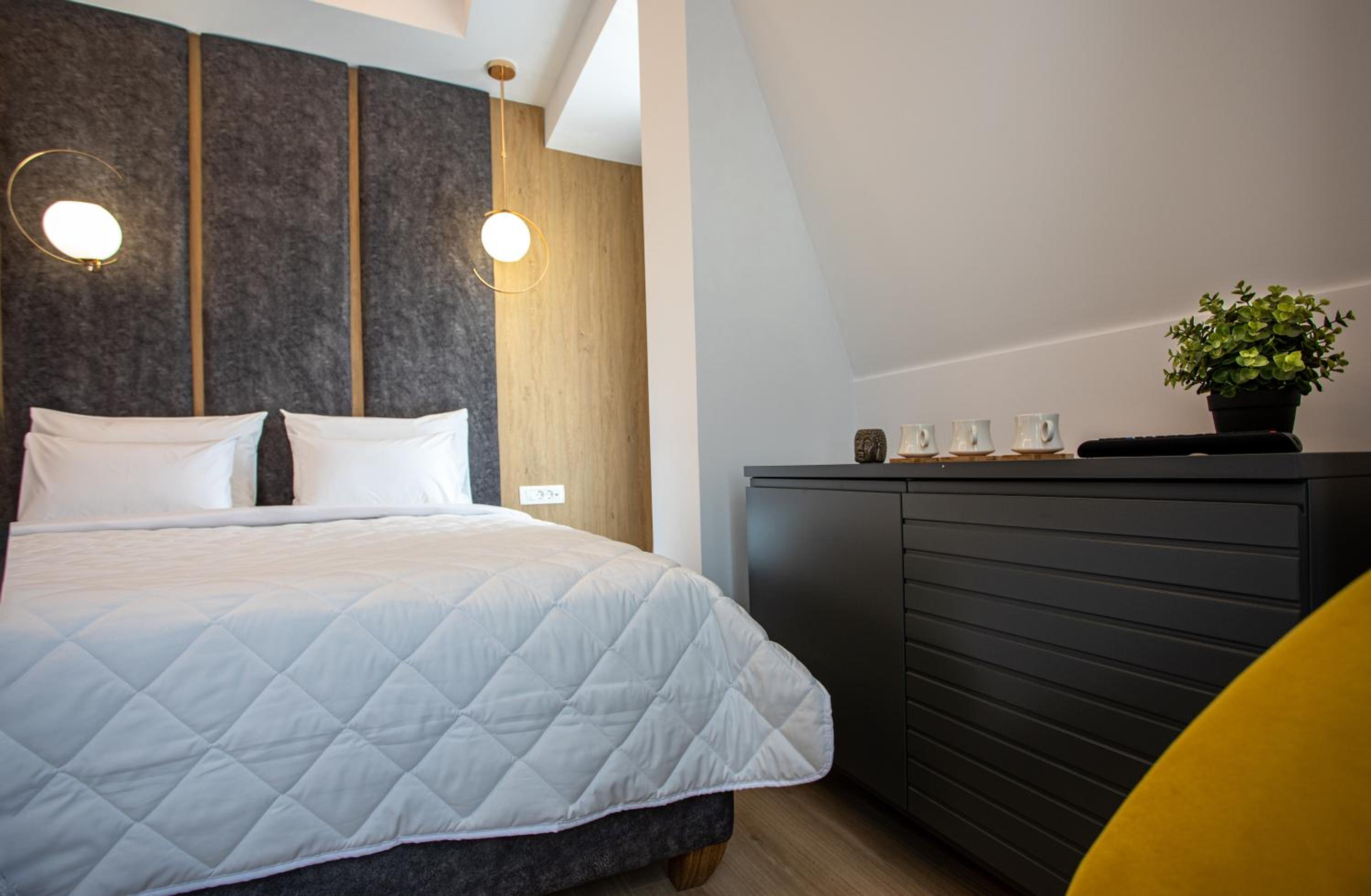 Luxury Triple Room