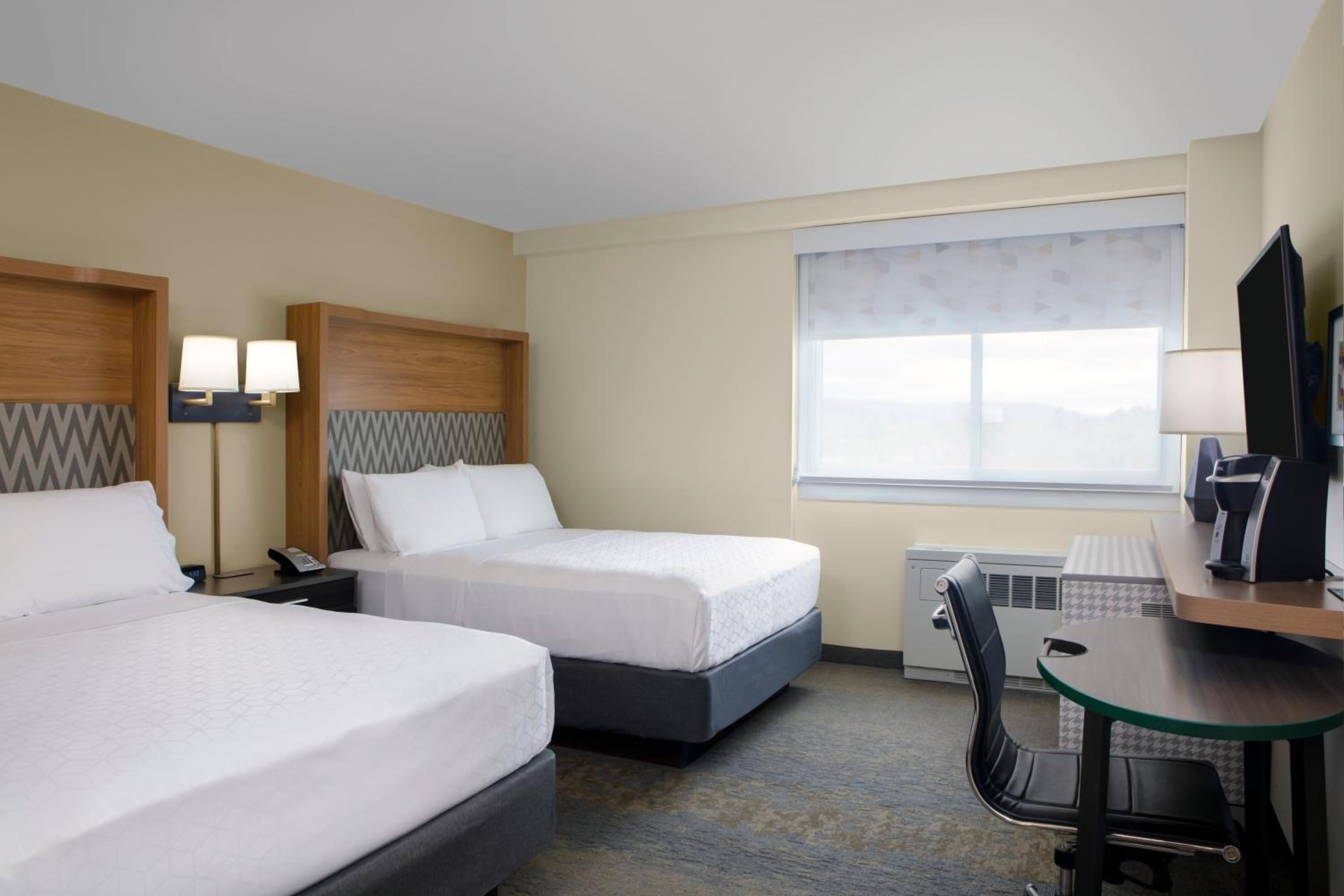Standard Queen Room with Two Queen Beds - Photo 1
