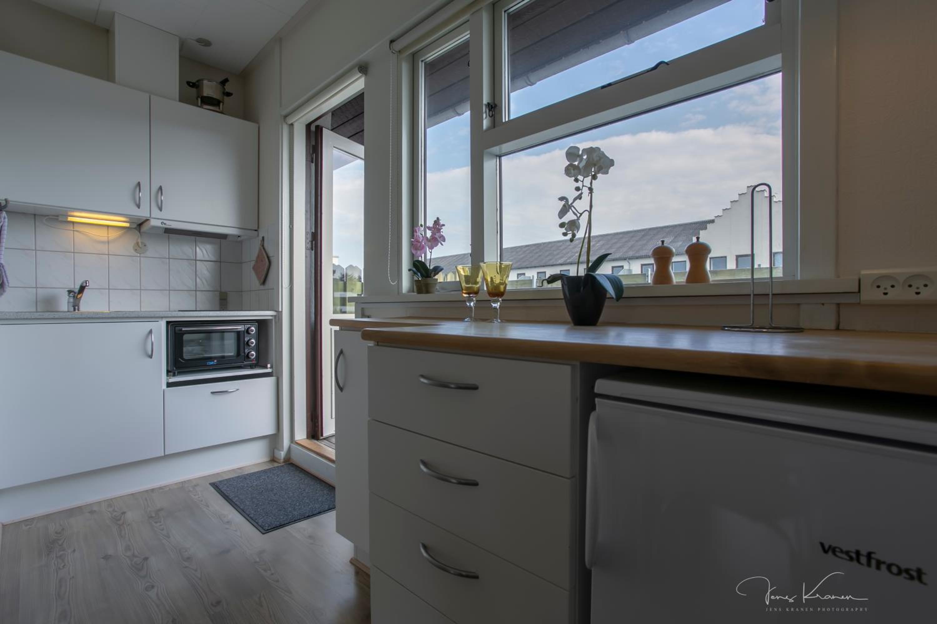 Studio Apartment (2 adults + 2 children) - Photo 2