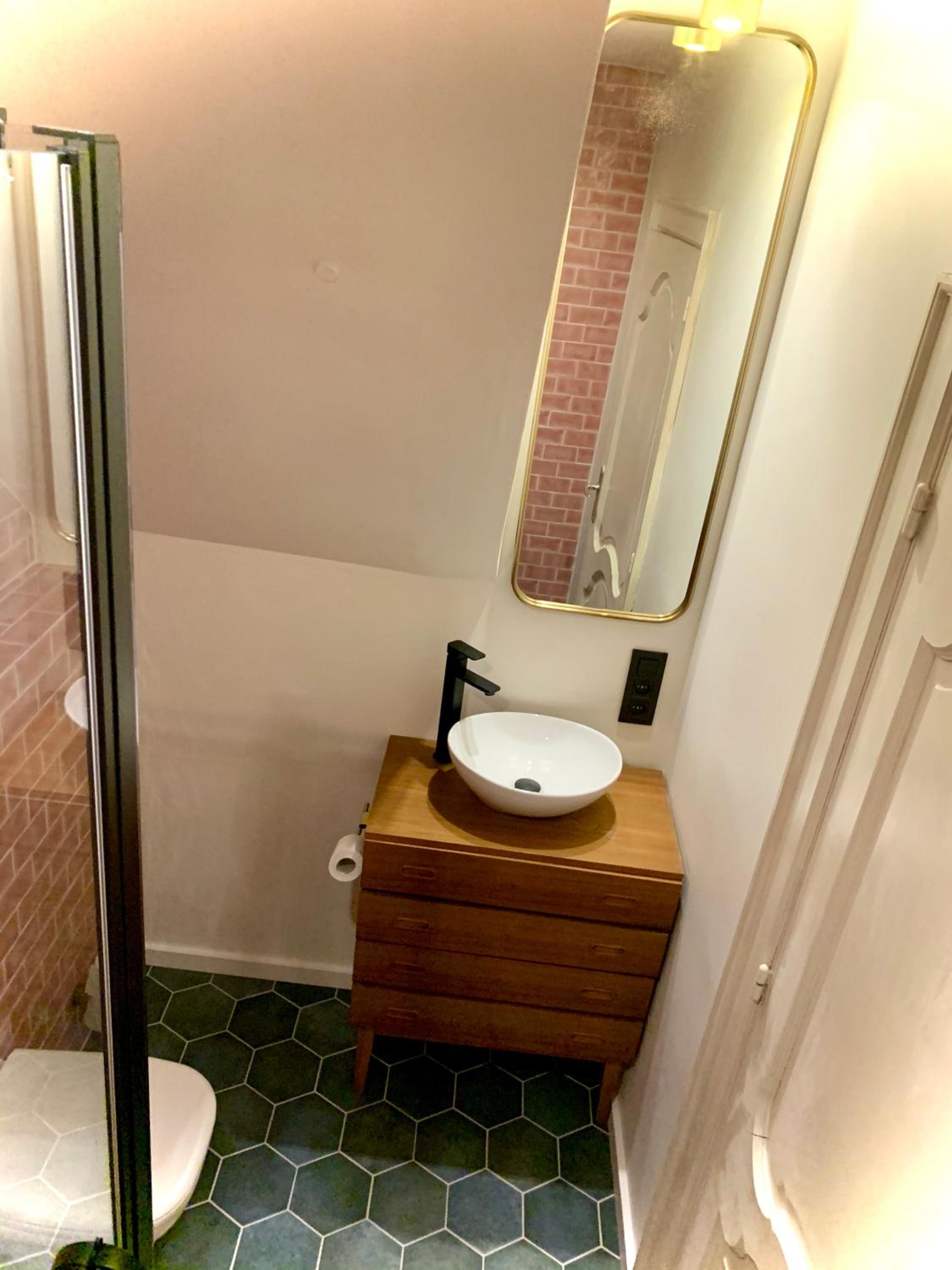 Deluxe Room - Photo 7