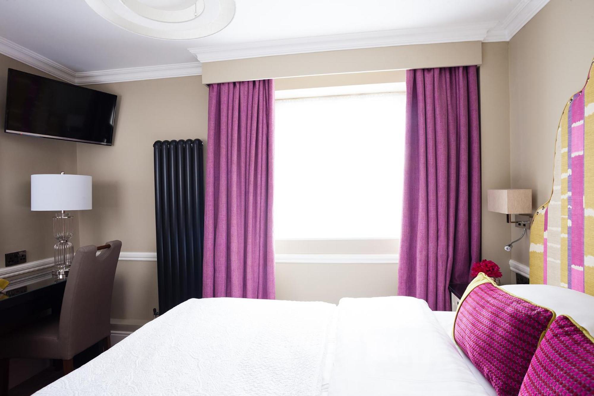 Deluxe Double Room photo 3