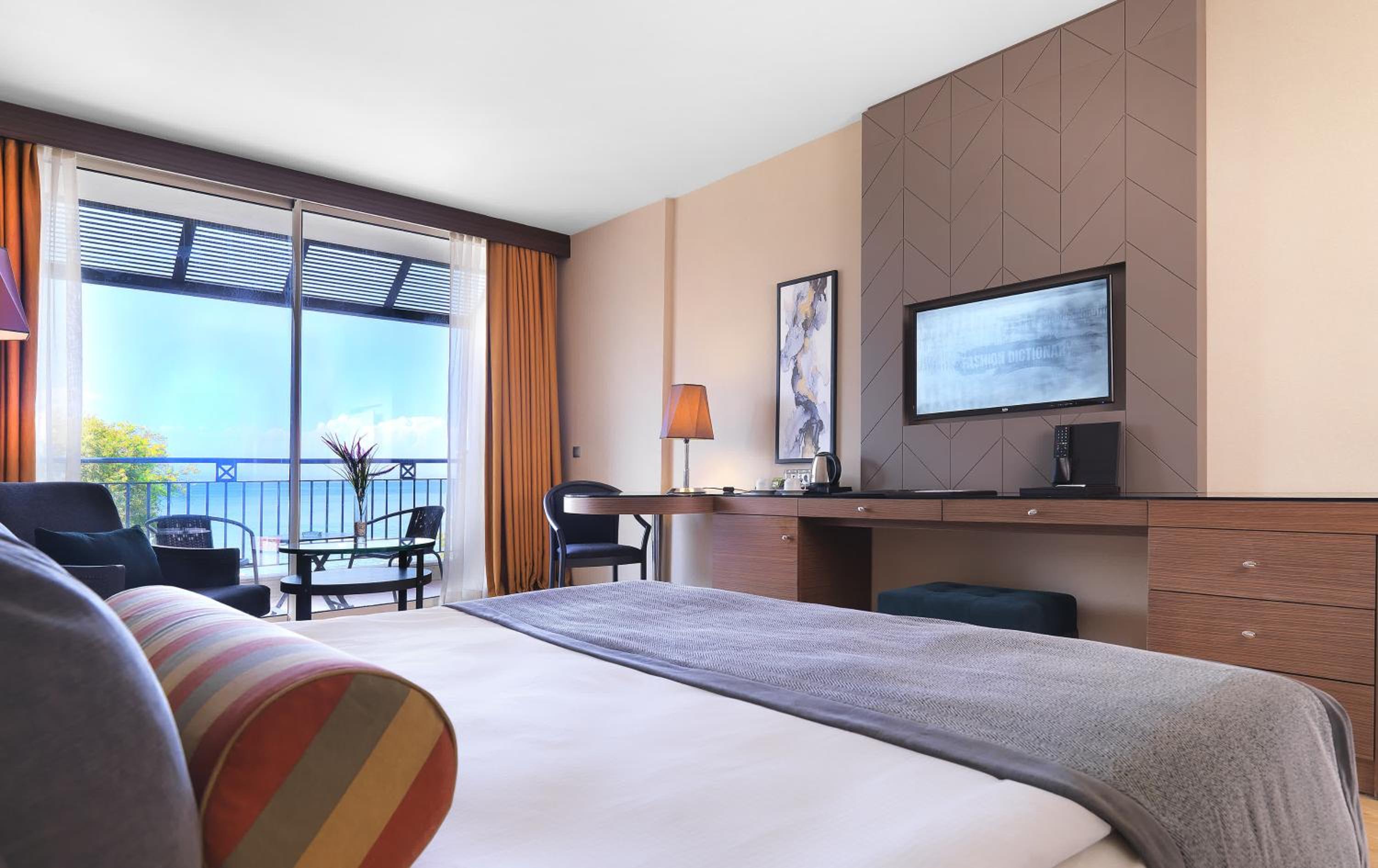 Standard Double or Twin Room with Sea View photo 2
